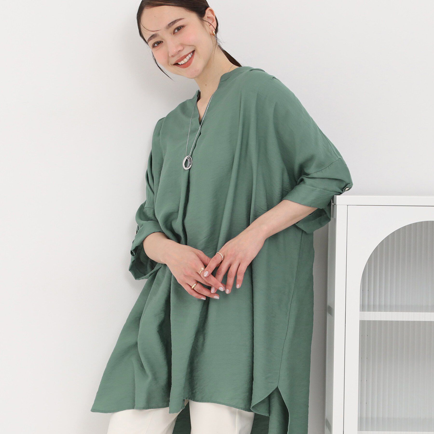 SHOO･LA･RUE「【ひんやり/S-LL】すっぽり体型カバー スキッパードルマンチュニック」|チュニック|グリーン(022)