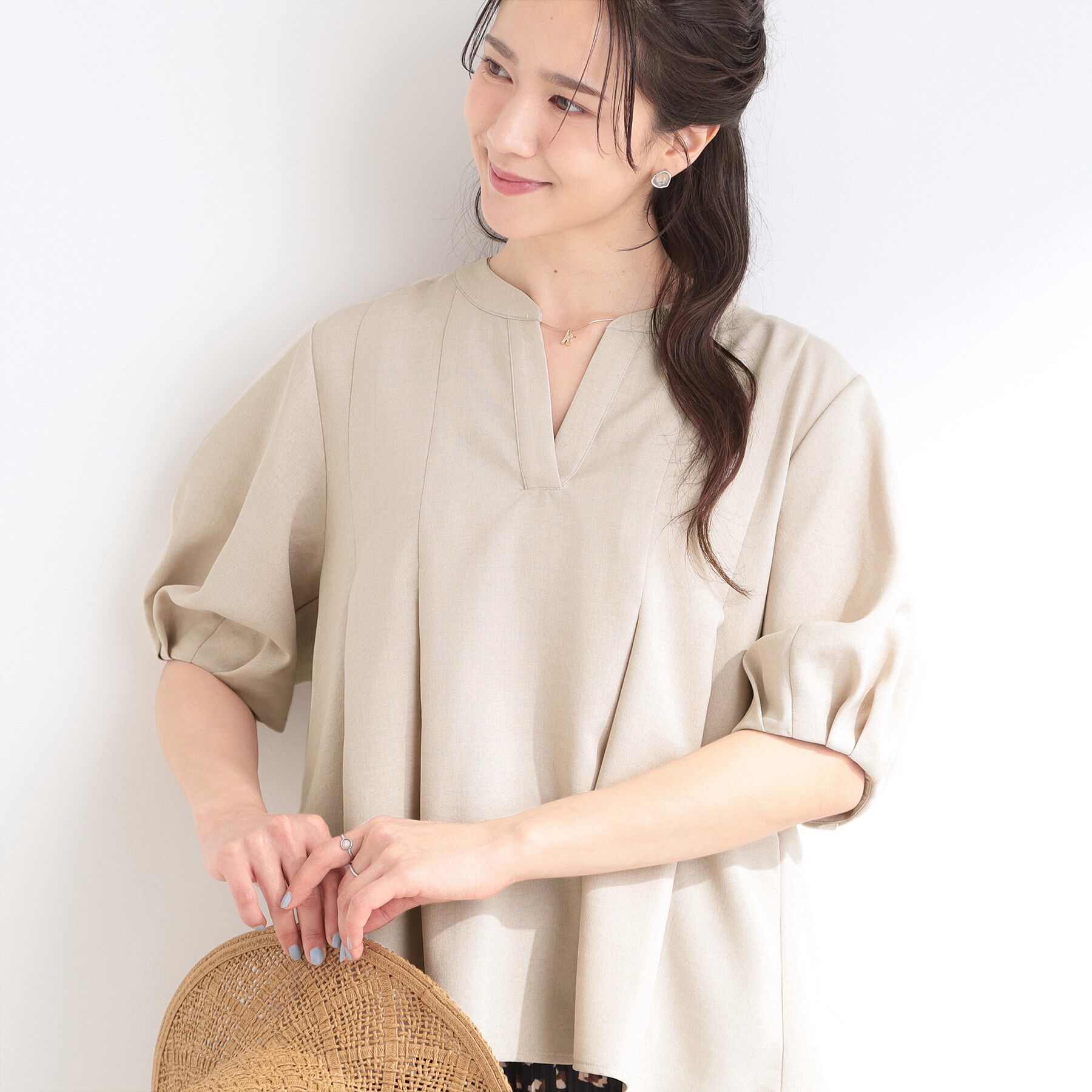 SHOO･LA･RUE「【高レビュー/洗濯後しわになりにくい/インせず着られる】自然に体型カバー 麻調ペプラムブラウス」|シャツ・ブラウス|ライトベージュ(05