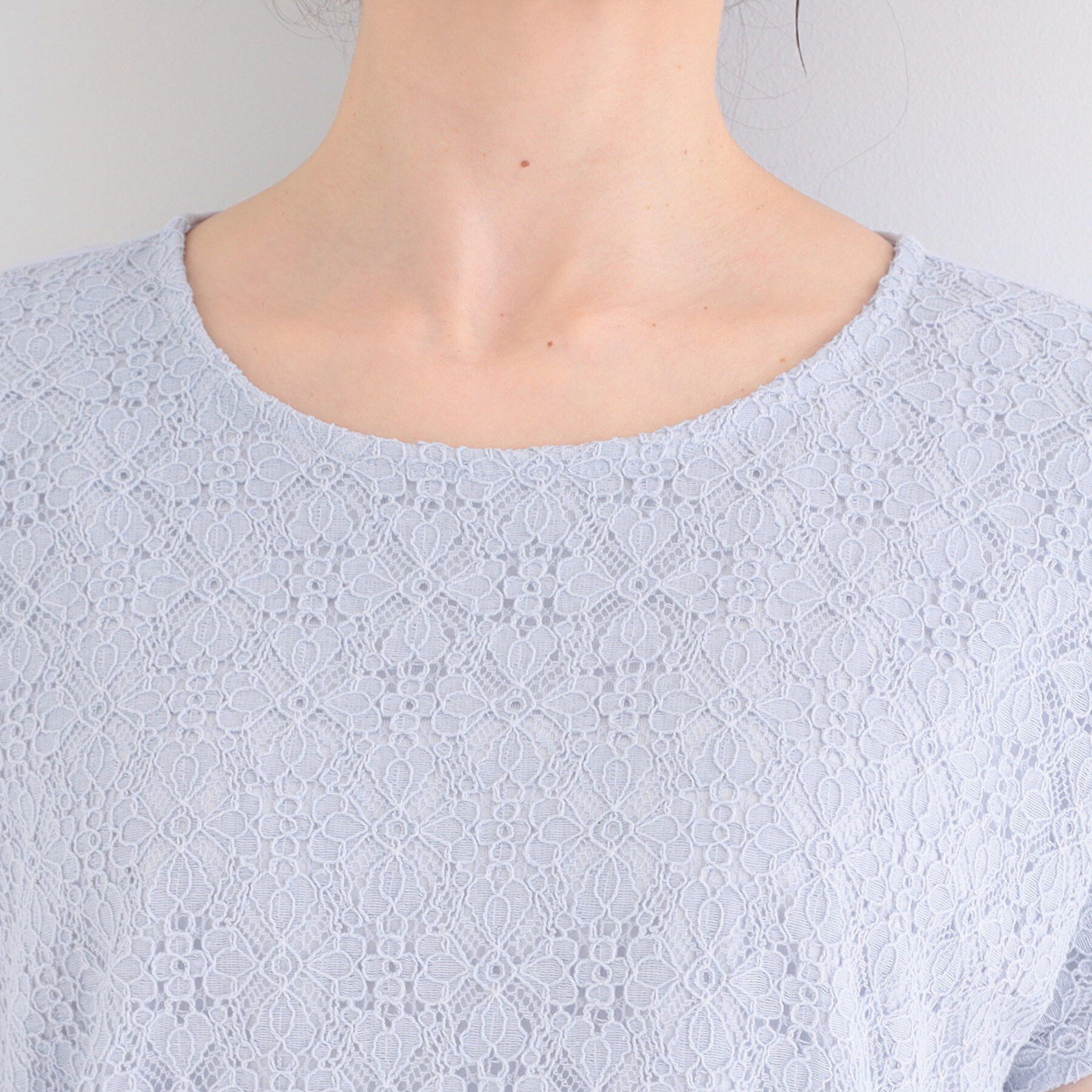 SHOO･LA･RUE「【ひんやり/UV】レース切替で華やかに 大人の選ぶ上品Tシャツ」|Tシャツ・カットソー|