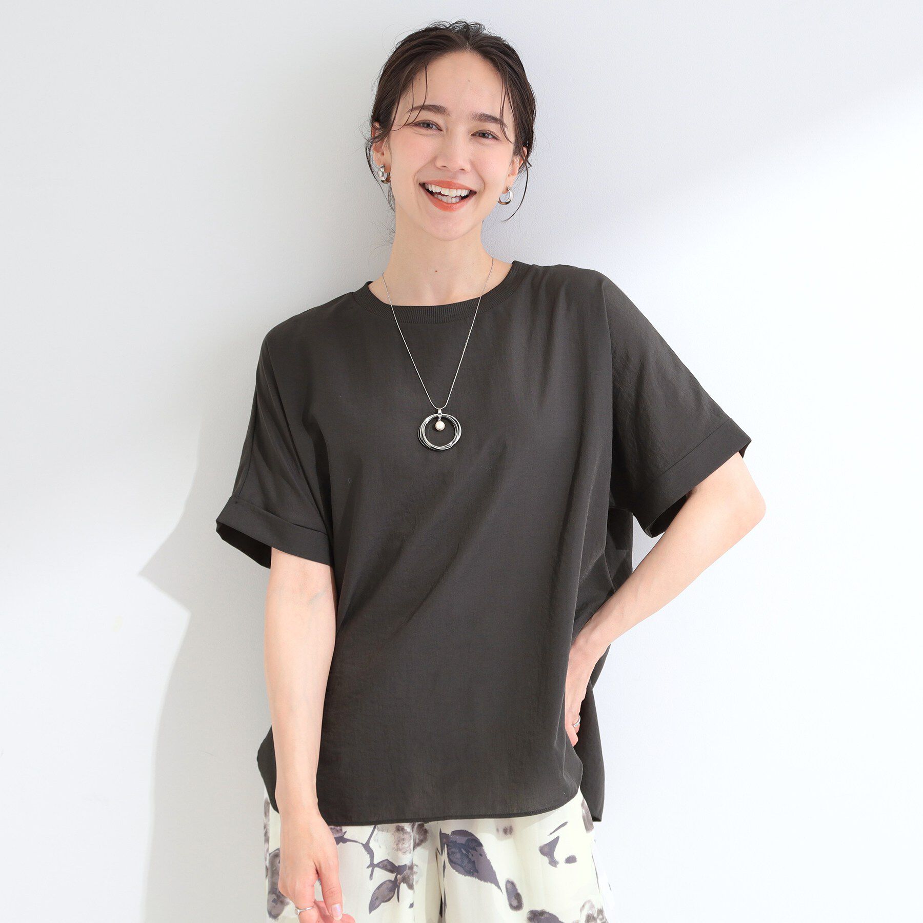 SHOO･LA･RUE「【着丈選べる/ひんやり/体型カバー】洗濯後しわになりにくい さらっと快適ドルマントップス」|シャツ・ブラウス|