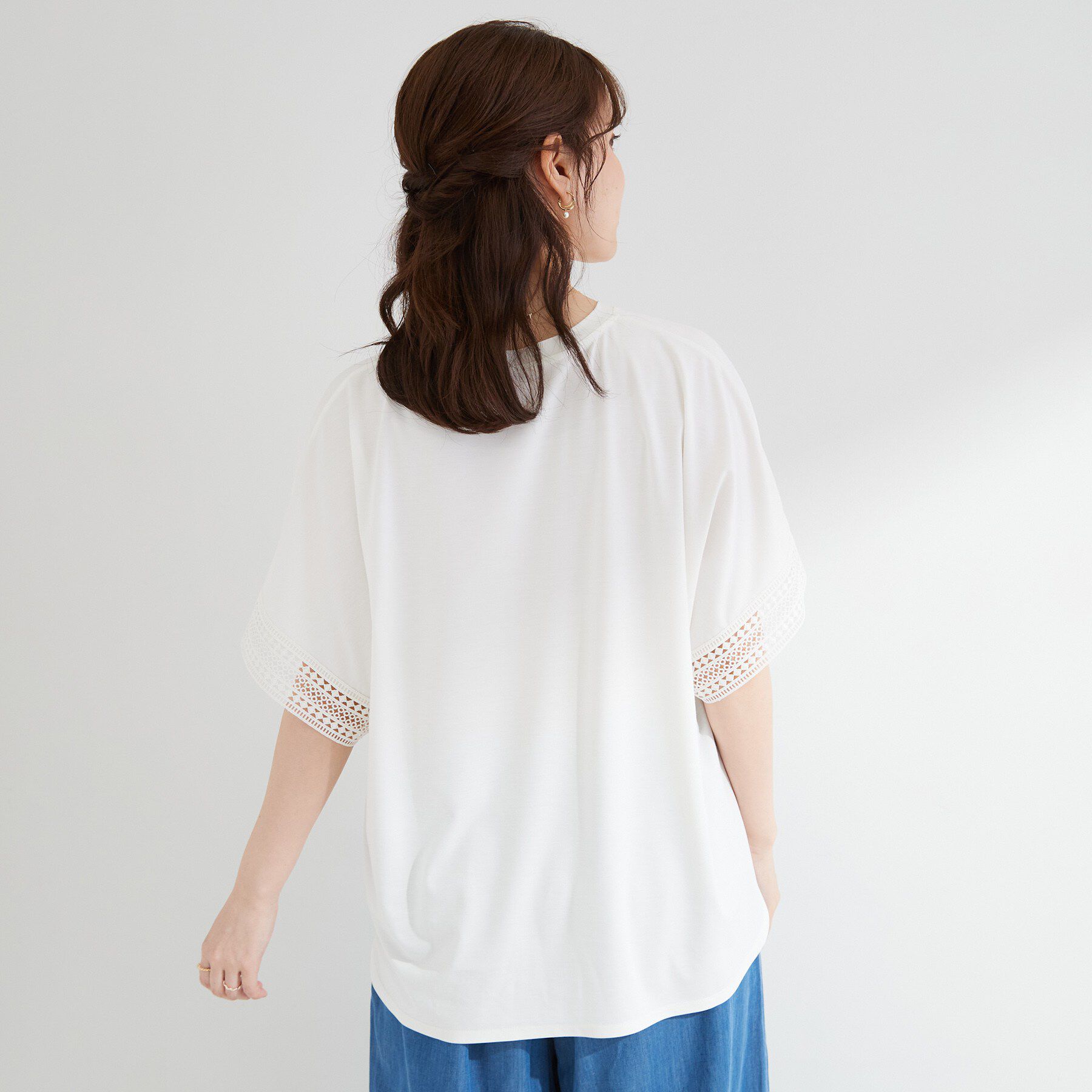 SHOO･LA･RUE「【ひんやり/UV/体型カバー】ヒップ周りが隠せる お袖レースTシャツ」|Tシャツ・カットソー|