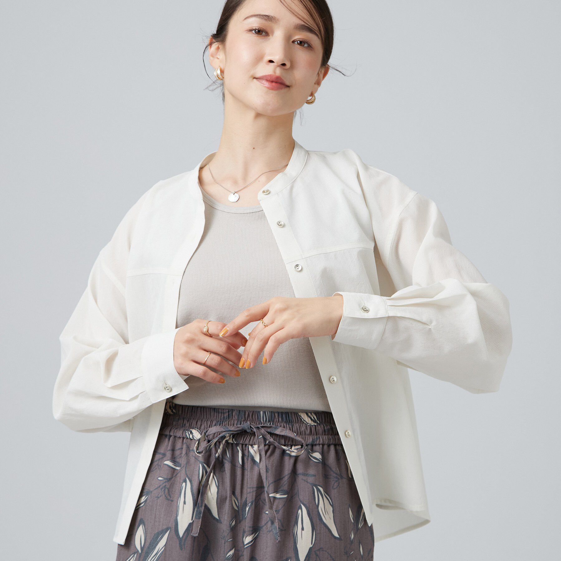 SHOO･LA･RUE「【通気性〇/S-LL/洗濯機可】さらりと心地よい。ノーカラーシャツ」|シャツ・ブラウス|アイボリー(004)