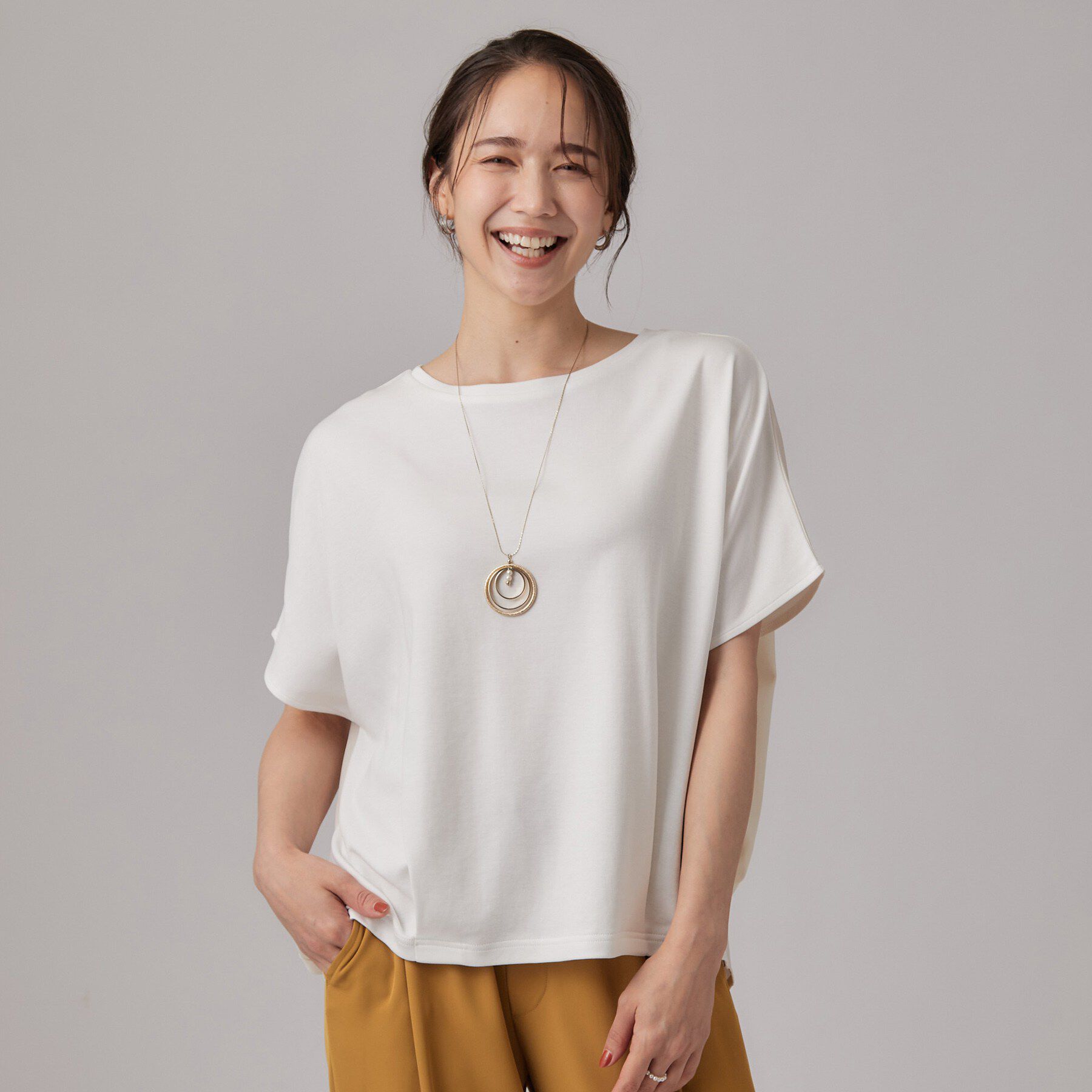SHOO･LA･RUE「【ひんやり/UV】ヒップまわりを自然にカバー 異素材ドッキング 裾タックトップス」|Tシャツ・カットソー|