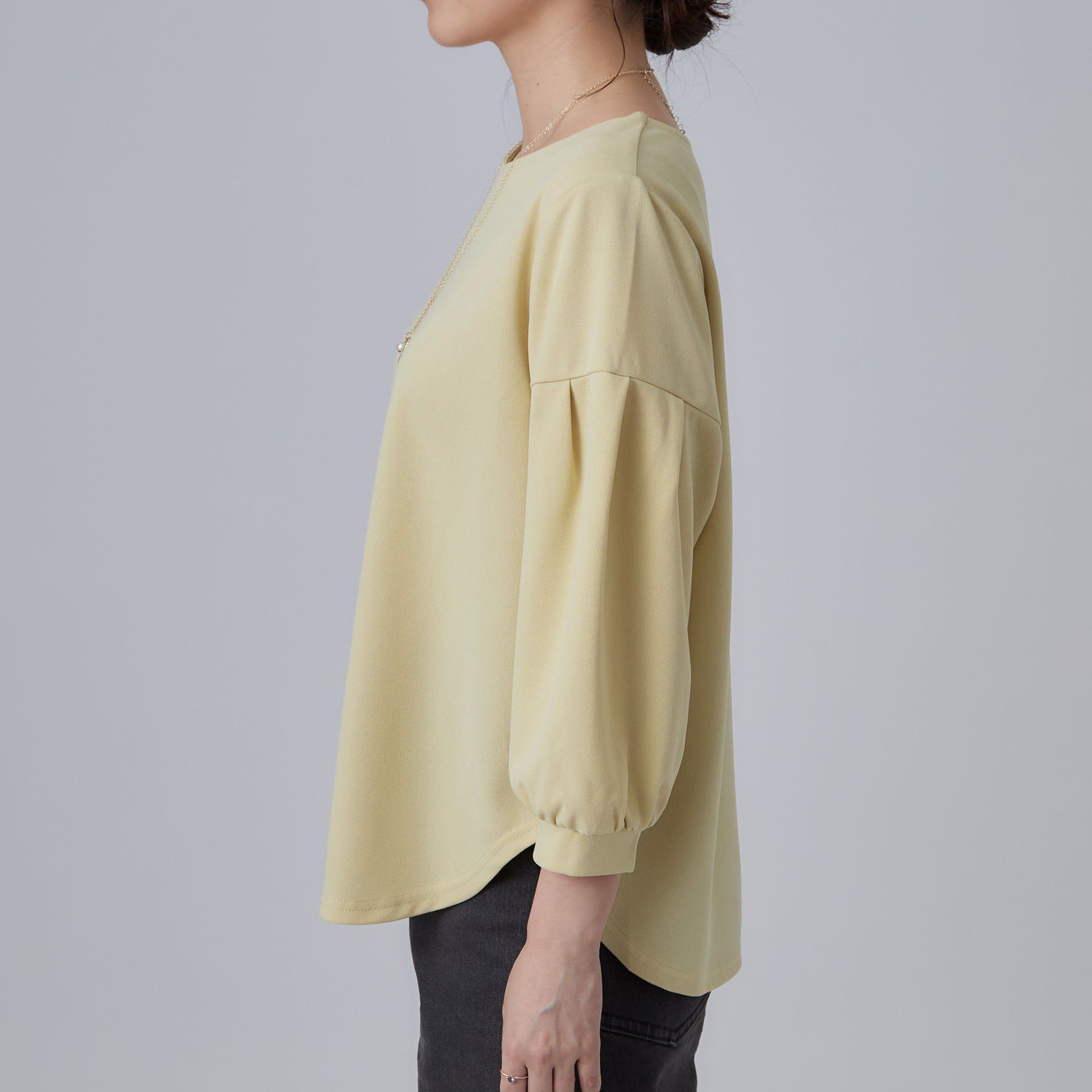 SHOO･LA･RUE「【着丈選べる/2点セット】大人のきれい見え ネックレス付き お袖タック8分袖トップス」|Tシャツ・カットソー|