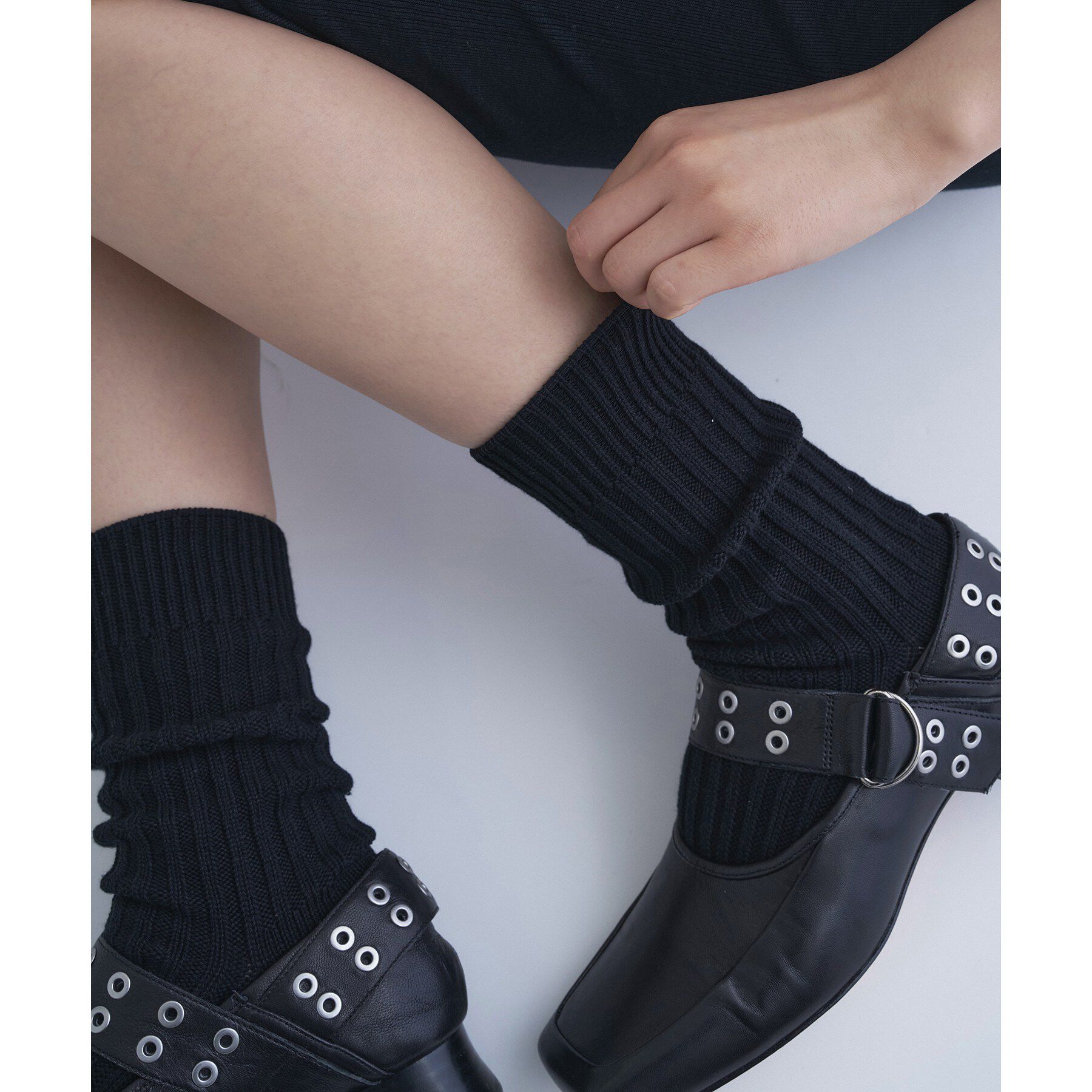 CODE A「piedi nudi｜VOLUME COTTON RIB」|ソックス|ブラック(019)