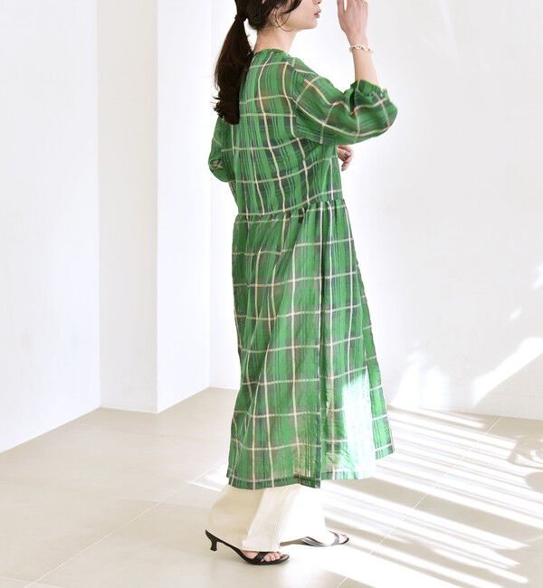 quaranciel「quaranciel:〈手洗い可能〉シアー チェック クルーネック ギャザー ワンピース」|ワンピース|