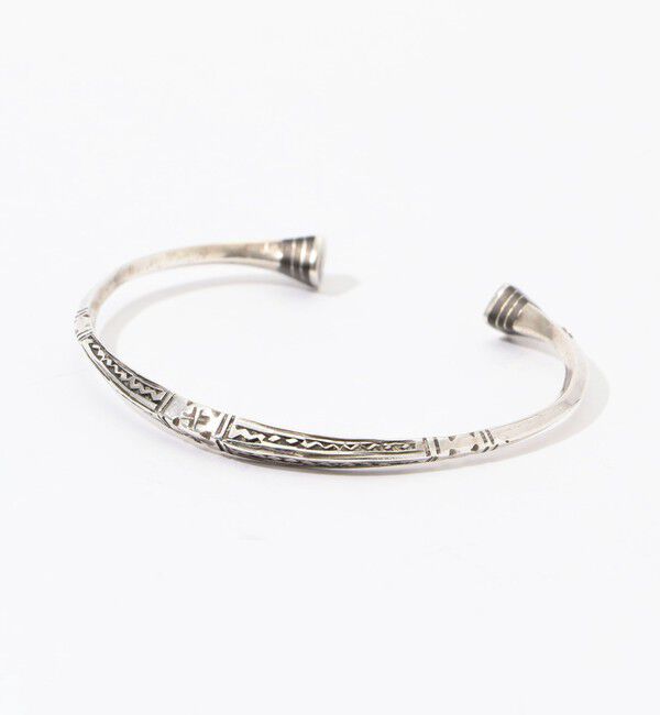 TOMORROWLAND GOODS「Adawat&rsquo;n Tuareg TAFOUKT シルバーバングル」|ブレスレット・バングル|01 その他