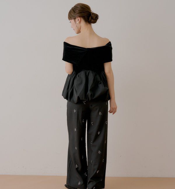  「【SALON  by Chico】前後2オフショルバルーンペプラムベロアトップス」|Tシャツ・カットソー|