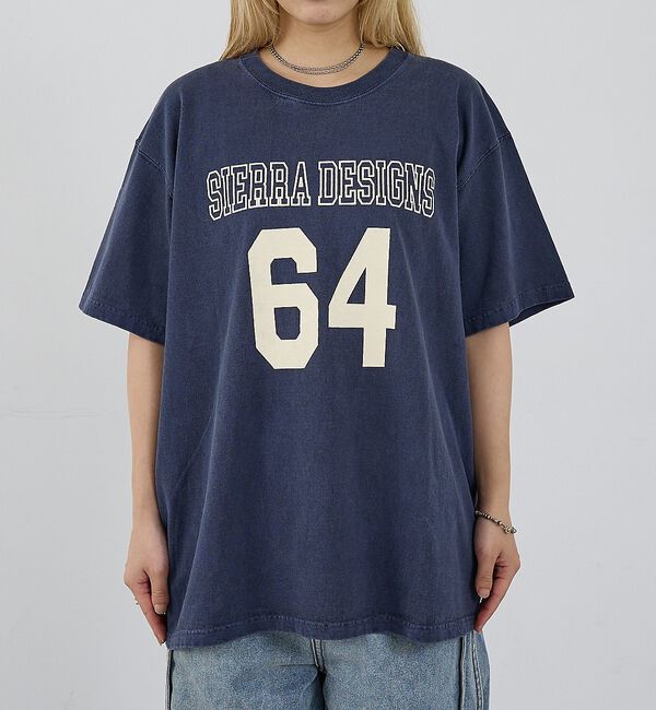 NOMINE「【Good On &times; SIERRA DESIGNS】64 カレッジロゴ プリント」|Tシャツ・カットソー|
