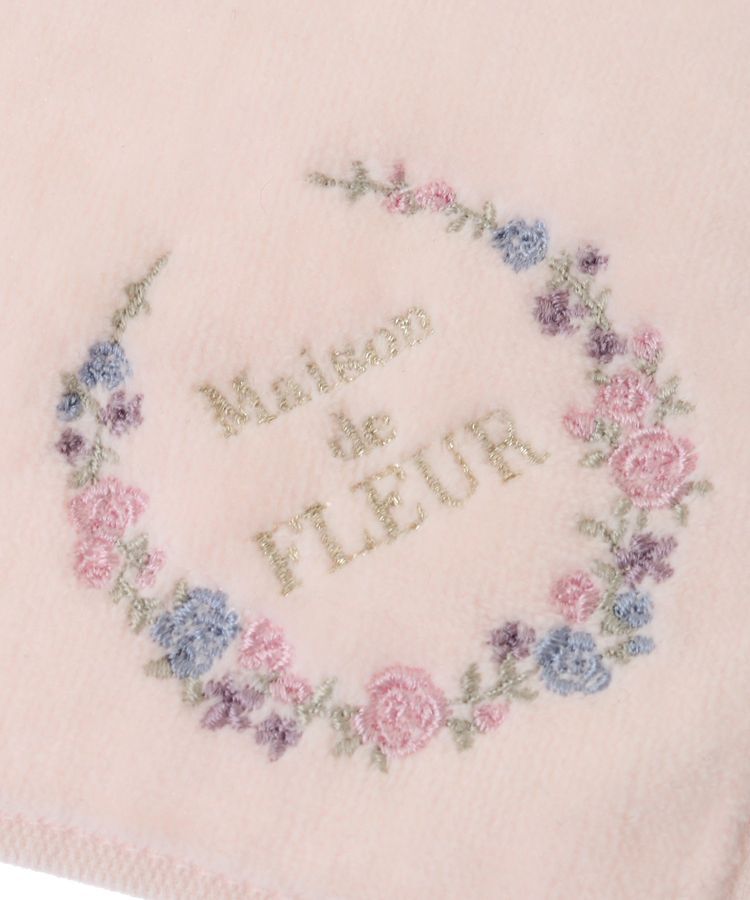 Maison de FLEUR「フラワーフレーム刺繍タオルハンカチ」|ハンカチ|