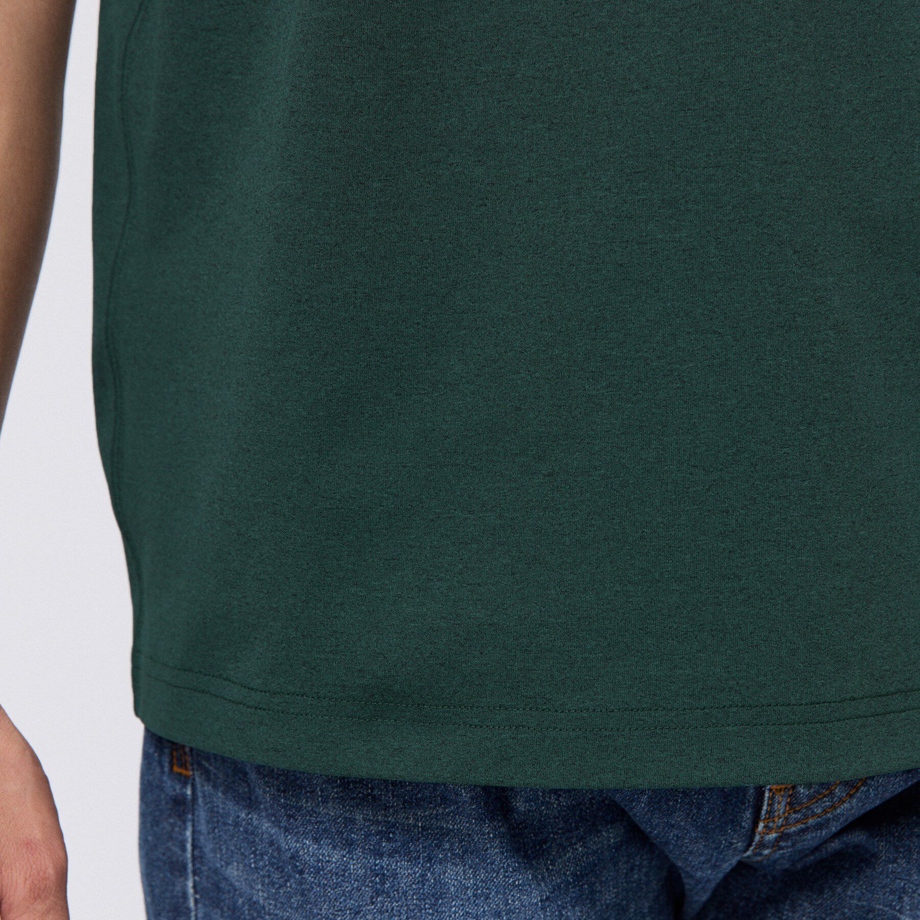 TAKEO KIKUCHI「【汗染み軽減/接触冷感】フェイクレイヤード ワンポイント刺繍Ｔシャツ」|Tシャツ・カットソー|