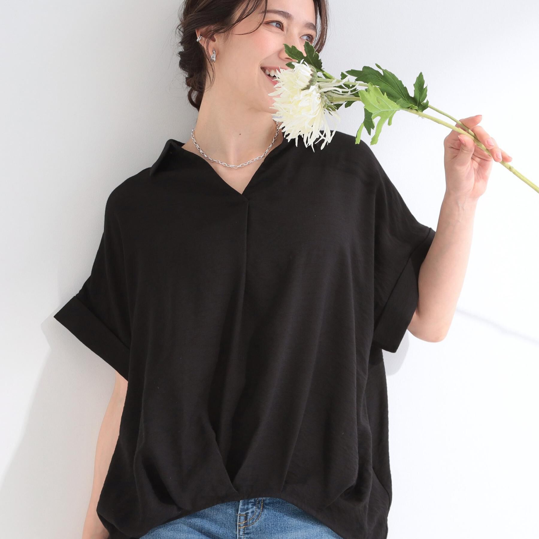 SHOO･LA･RUE「【ひんやり/S-LL/洗濯機可】インせず着られる 裾タック スキッパーシャツ」|シャツ・ブラウス|ブラック(019)