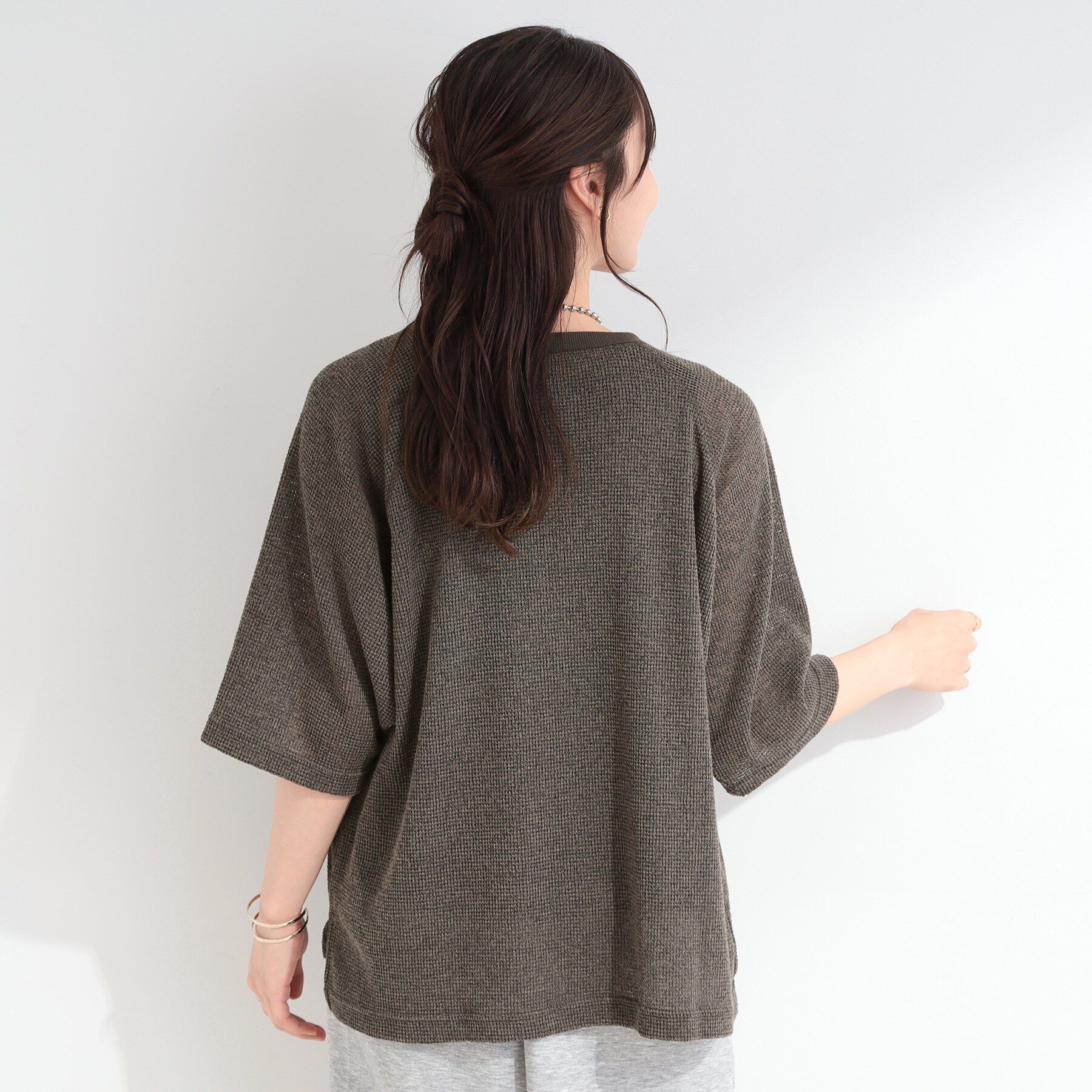 SHOO･LA･RUE「【S-LL】シアーワッフル ラグラン5分袖ゆるTシャツ」|Tシャツ・カットソー|
