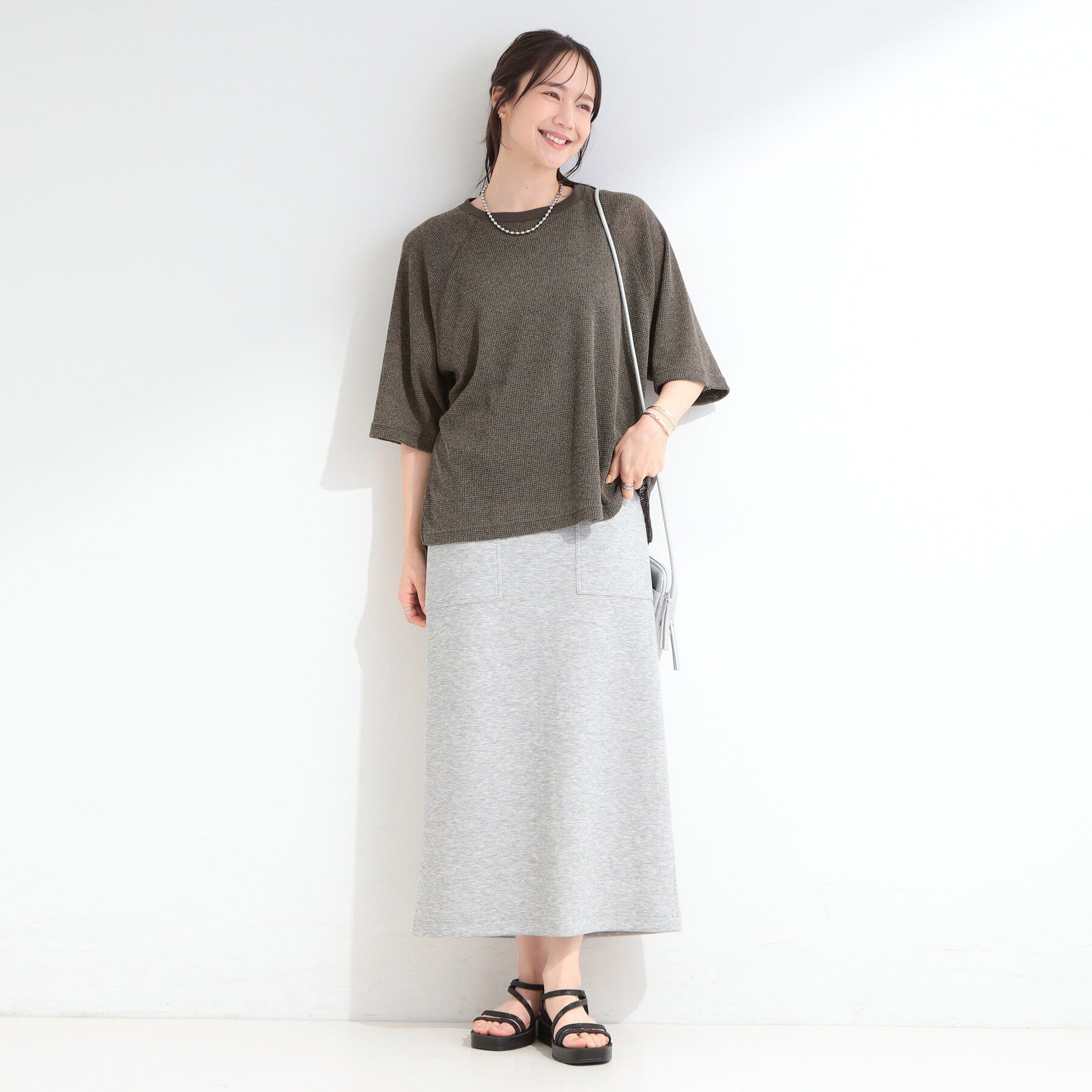 SHOO･LA･RUE「【S-LL】シアーワッフル ラグラン5分袖ゆるTシャツ」|Tシャツ・カットソー|