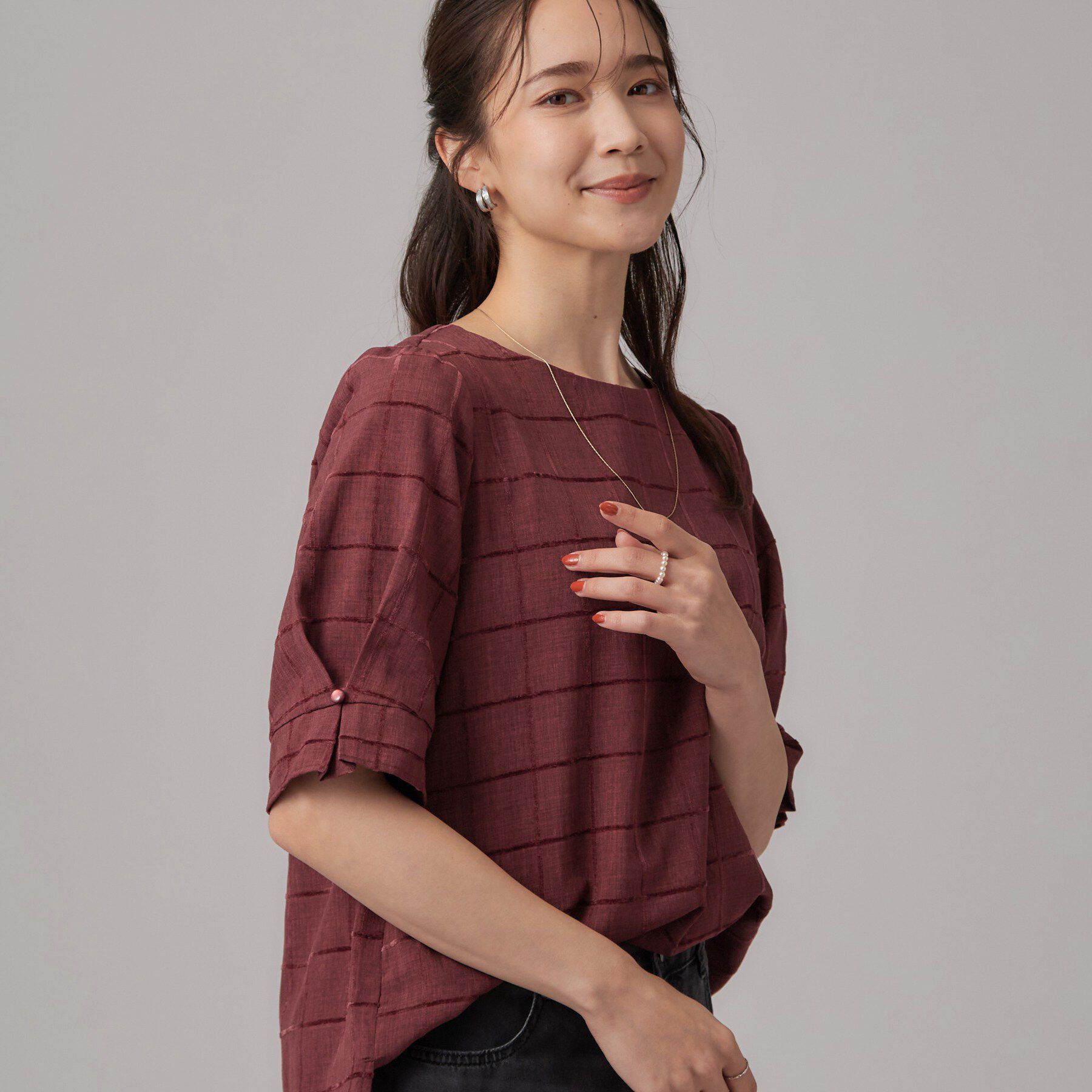 SHOO･LA･RUE「【セットアップ可/S-LL】モールチェックで上品に タックスリーブ ブラウス」|シャツ・ブラウス|ボルドー(064)