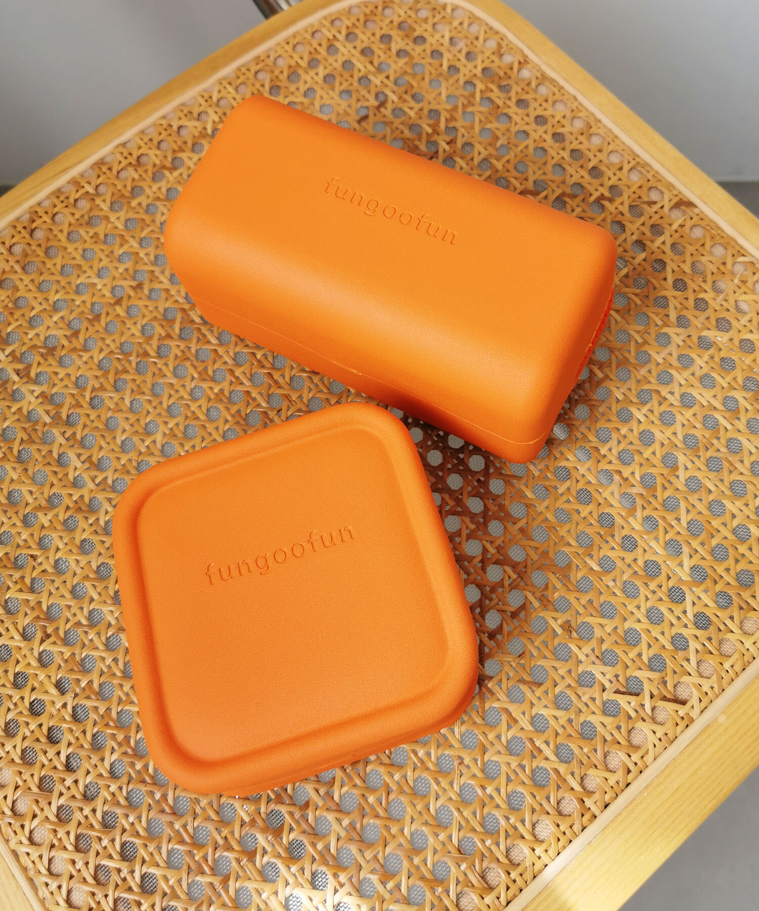 fungoofun「【WEB限定】EVA長方形マルチポーチ/G-0021 ポーチ 人気 トレンド 売れてる 軽量 柔らかい」|ハンドバッグ|