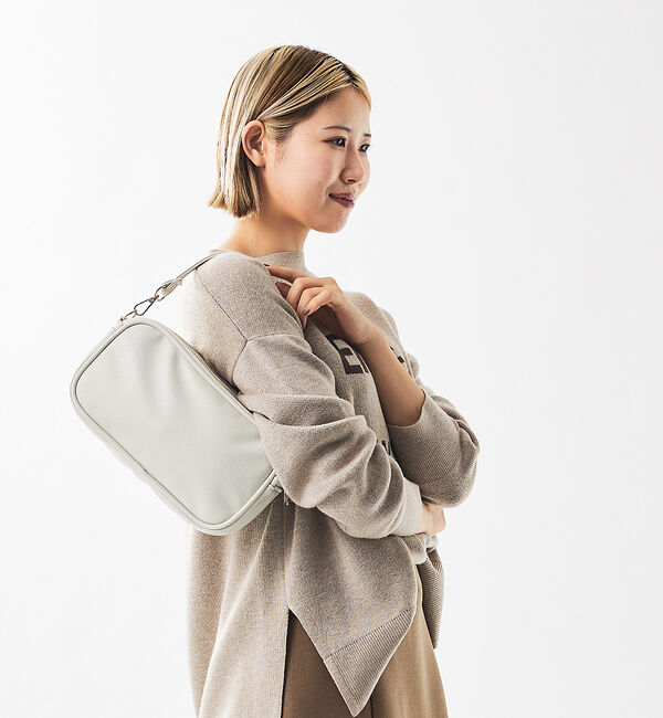 LOWELL things「【BLK/再入荷】オシゴト/マルチポーチバッグ/推しぬいポーチ【推し活】」|ハンドバッグ|