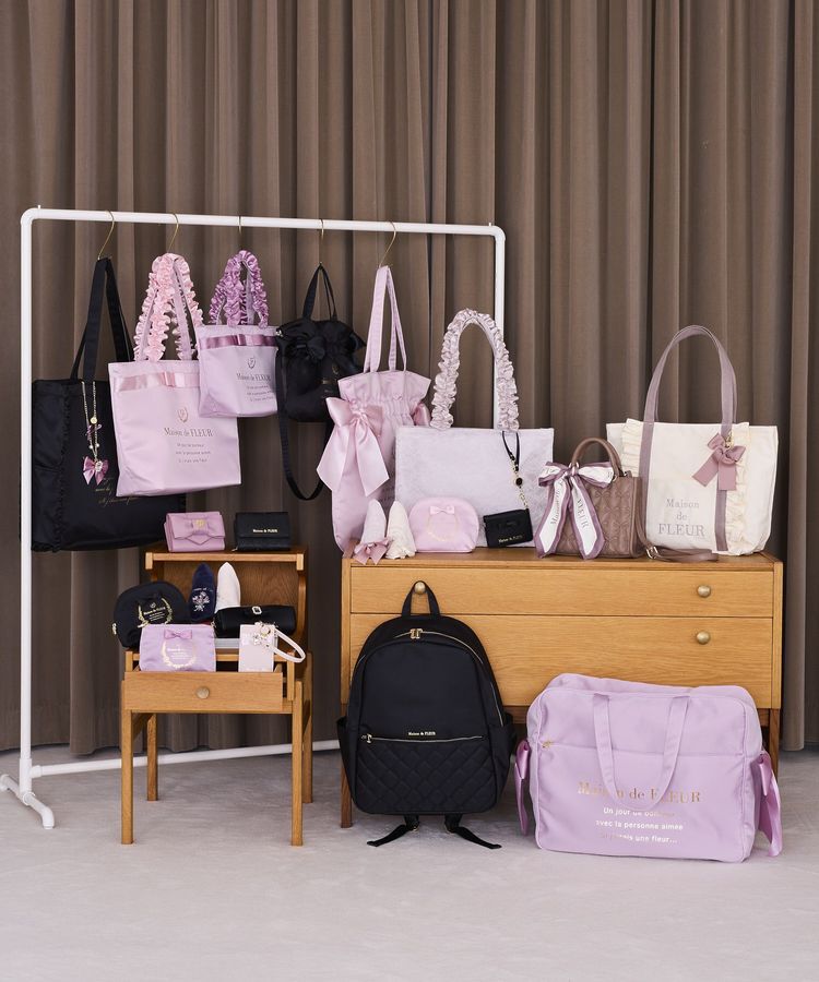 Maison de FLEUR「ブランドロゴ刺繍スクエアトートバッグ」|トートバッグ|