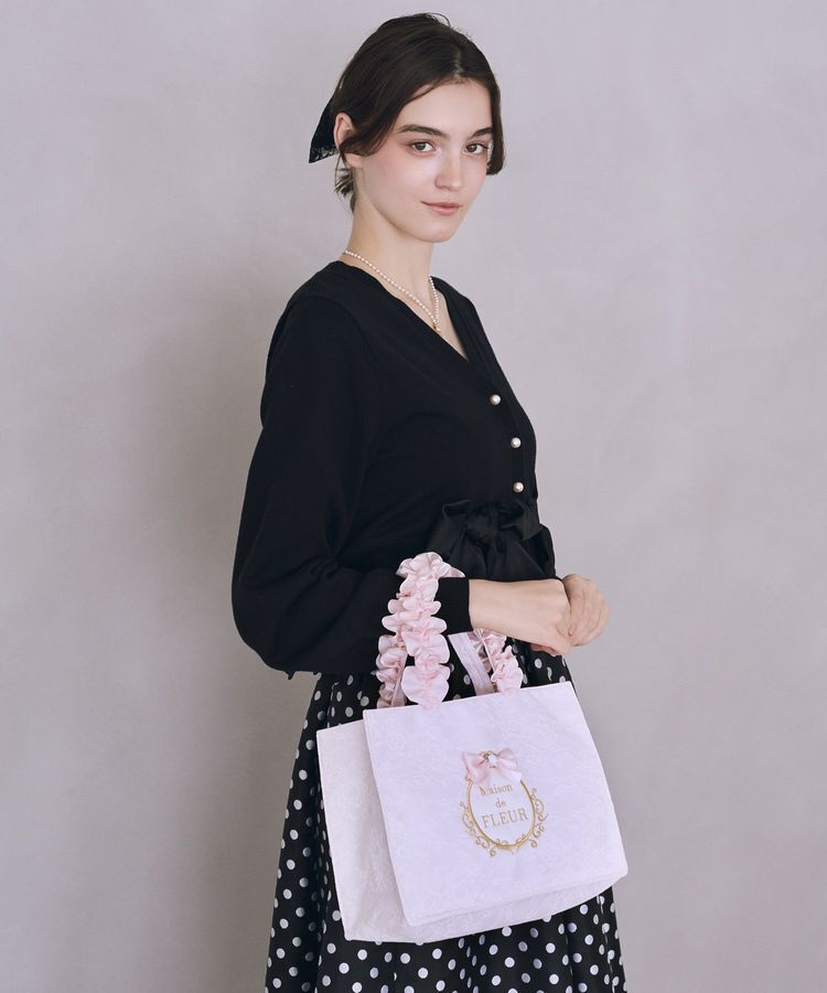 Maison de FLEUR「リボンフレームフリルハンドルトートバッグ」|トートバッグ|ライトピンク