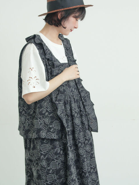 Samansa Mos2「【メルヘン&times;Samansa Mos2】総刺繍ベスト」|ダウンベスト・ベスト|