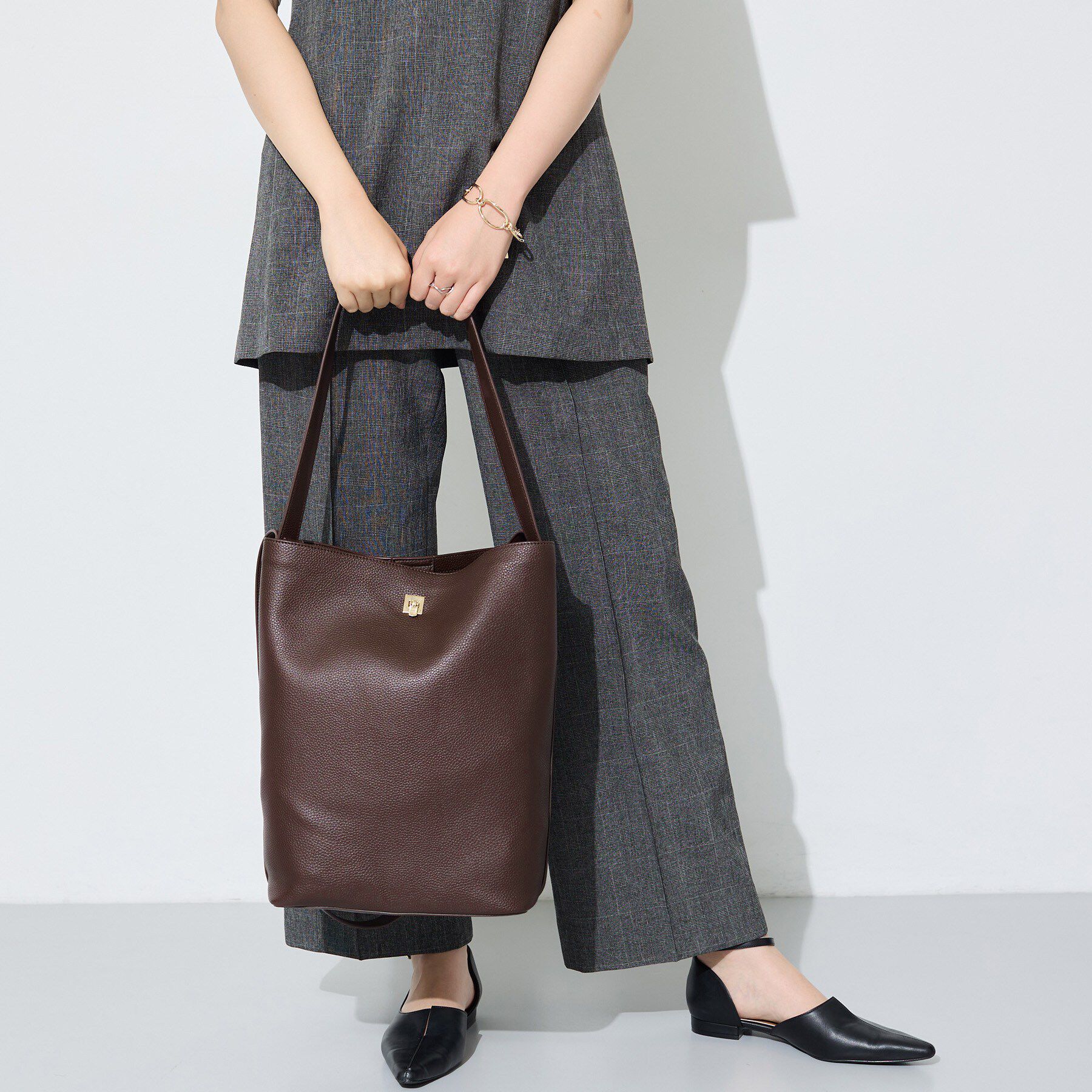 INDIVI「【A4対応】トートショルダーバッグ」|トートバッグ|