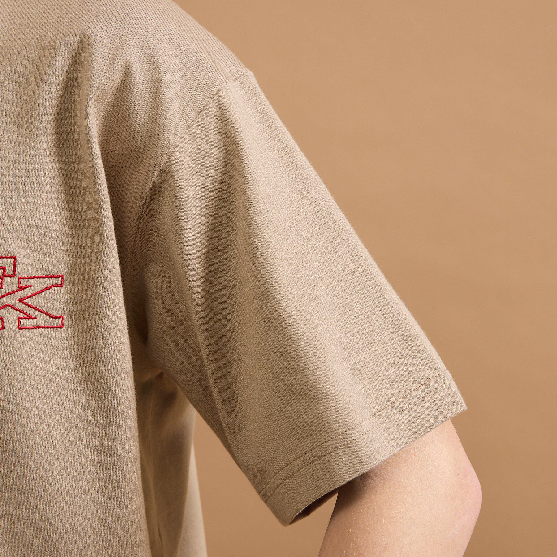 40CARATS&525「【Sサイズ～】TKワンポイント刺繍半袖Tシャツ」|Tシャツ・カットソー|