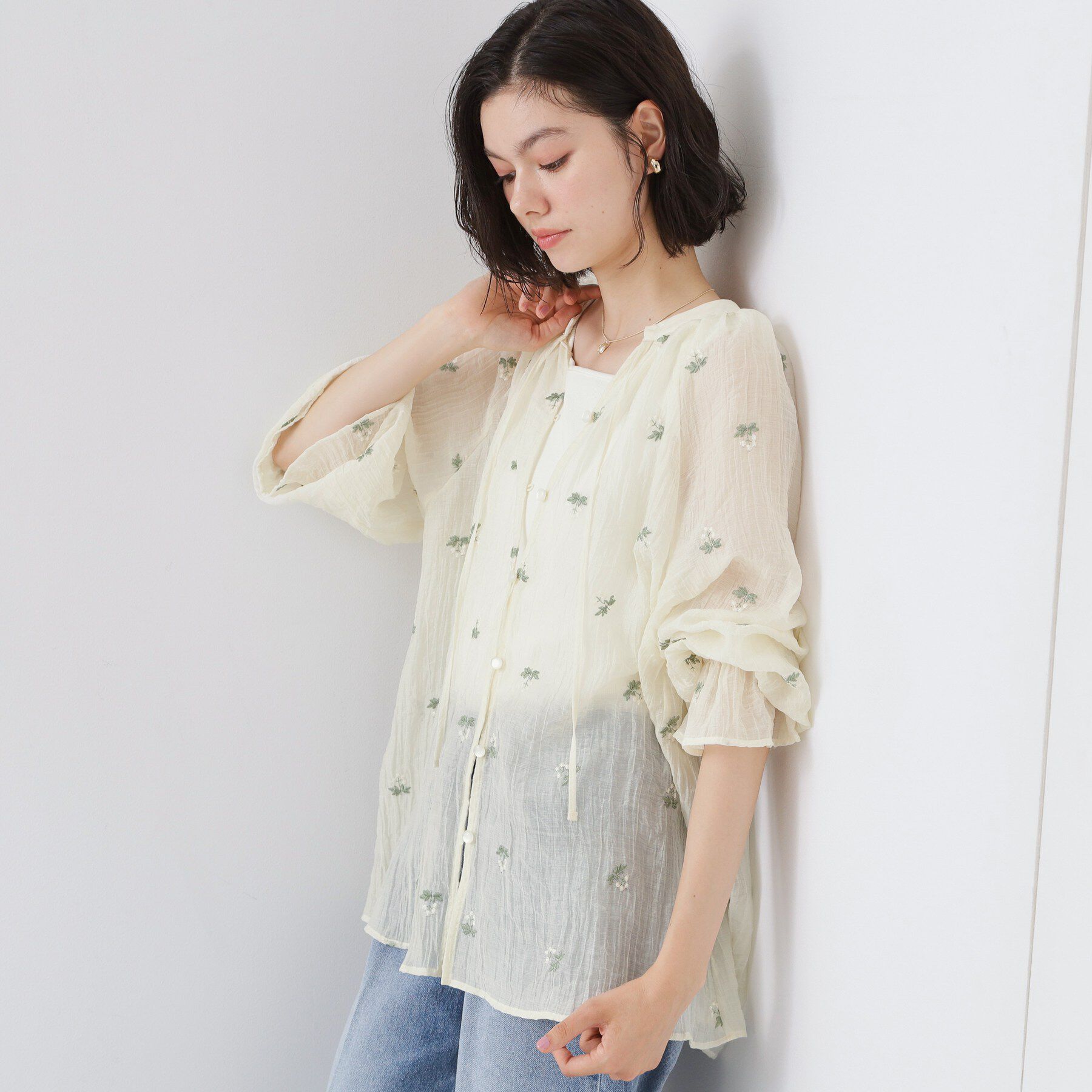 THE SHOP TK「華やぎを添える 花柄刺繍ブラウス」|シャツ・ブラウス|
