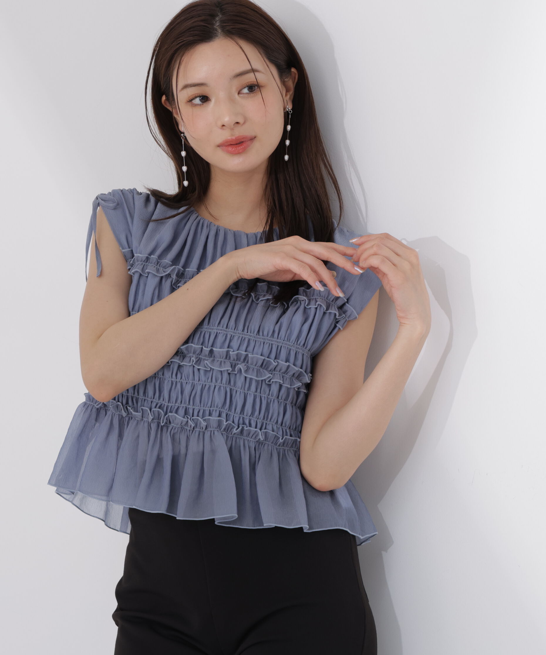 PROPORTION BODY DRESSING「〈a/mie〉シャーリングフリルブラウス＜ブルー：WEB限定＞」|シャツ・ブラウス|