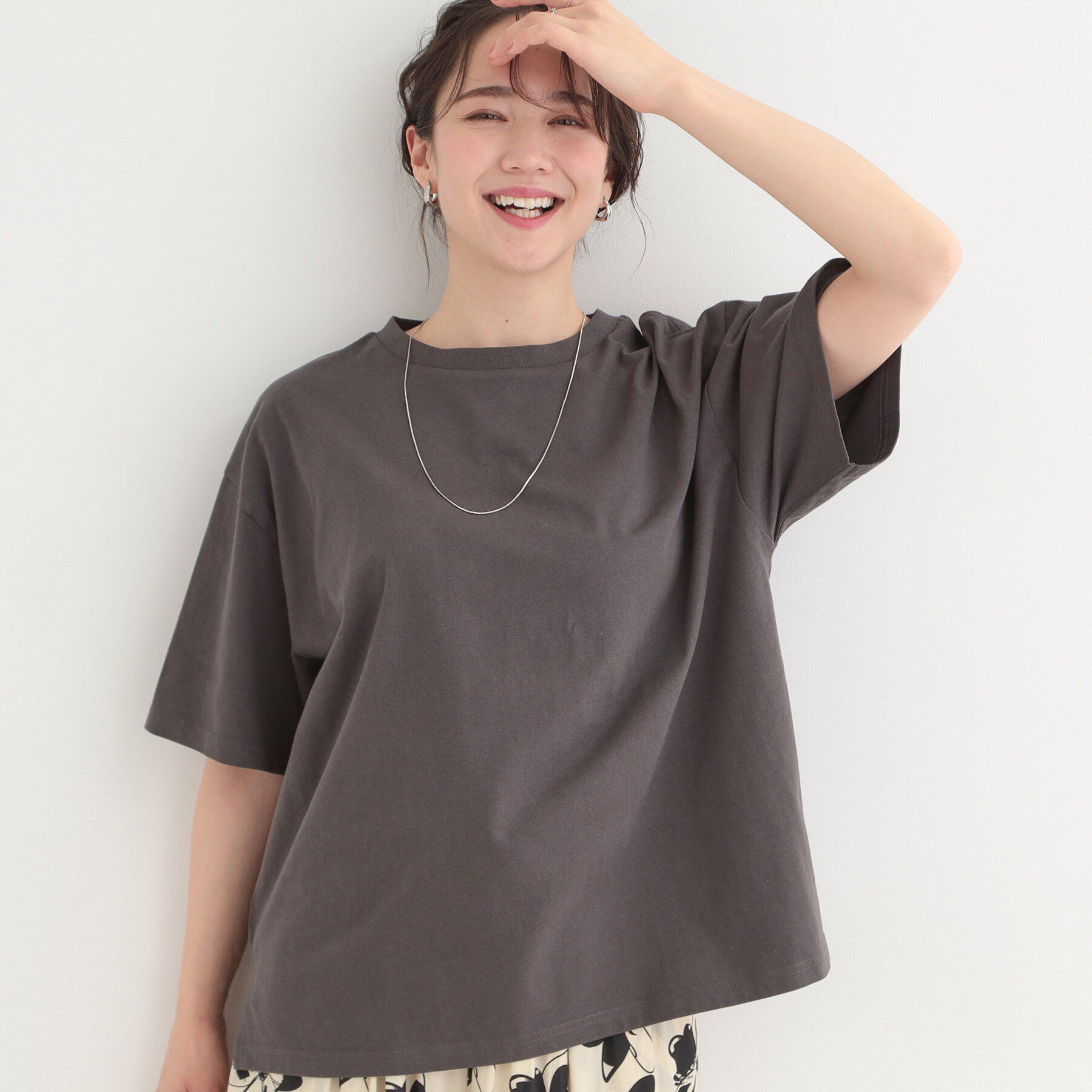 SHOO･LA･RUE「【綿100%/S-LL/プチプラ】ゆるシルエット シンプルTシャツ」|Tシャツ・カットソー|チャコールグレー(0