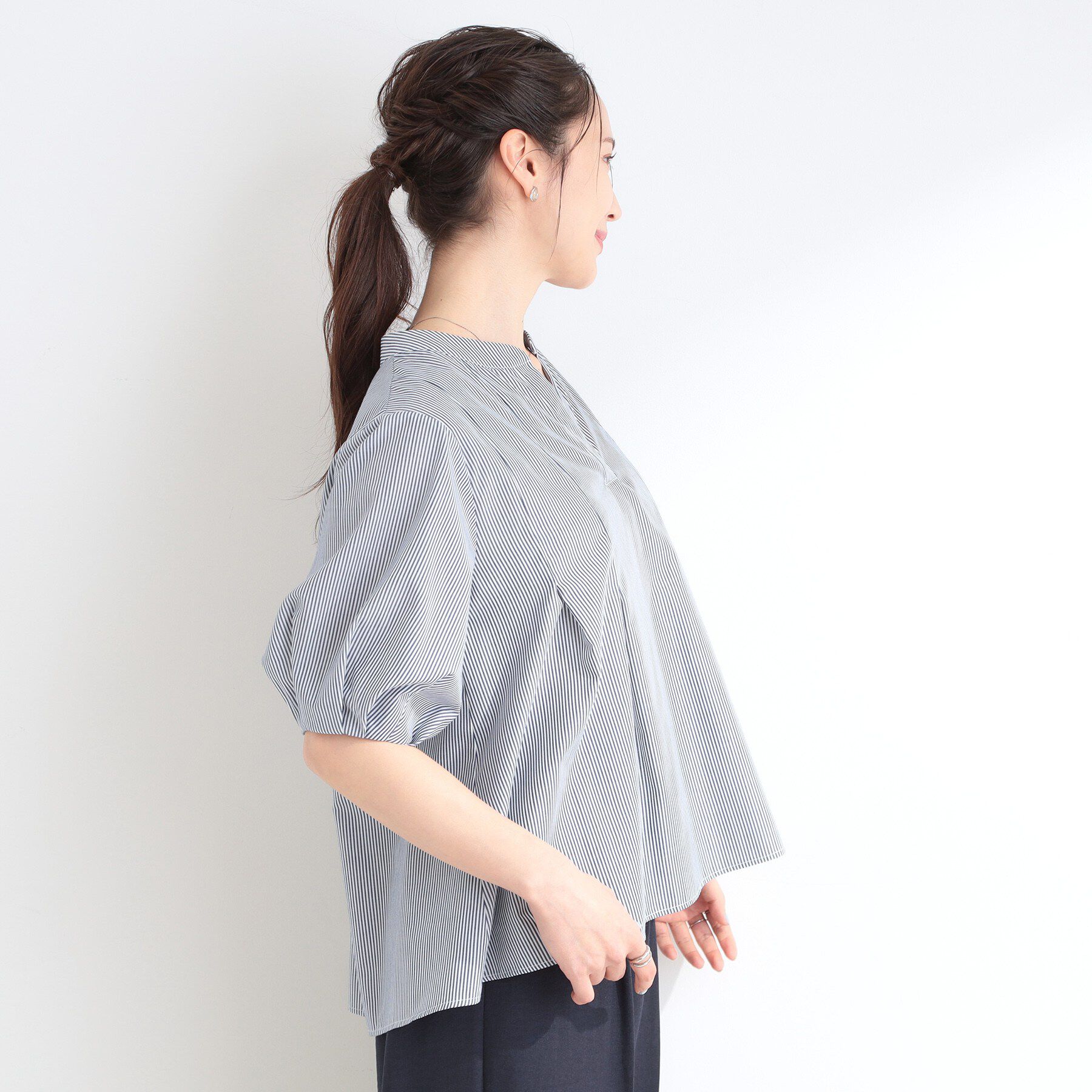 SHOO･LA･RUE「【高レビュー/洗濯後しわになりにくい/インせず着られる】自然に体型カバー 麻調ペプラムブラウス」|シャツ・ブラウス|