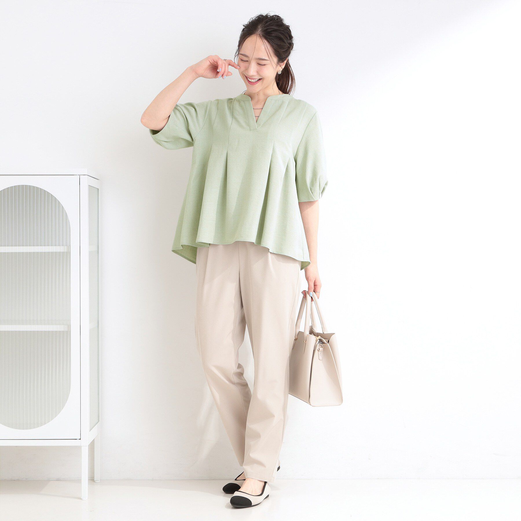 SHOO･LA･RUE「【高レビュー/洗濯後しわになりにくい/インせず着られる】自然に体型カバー 麻調ペプラムブラウス」|シャツ・ブラウス|