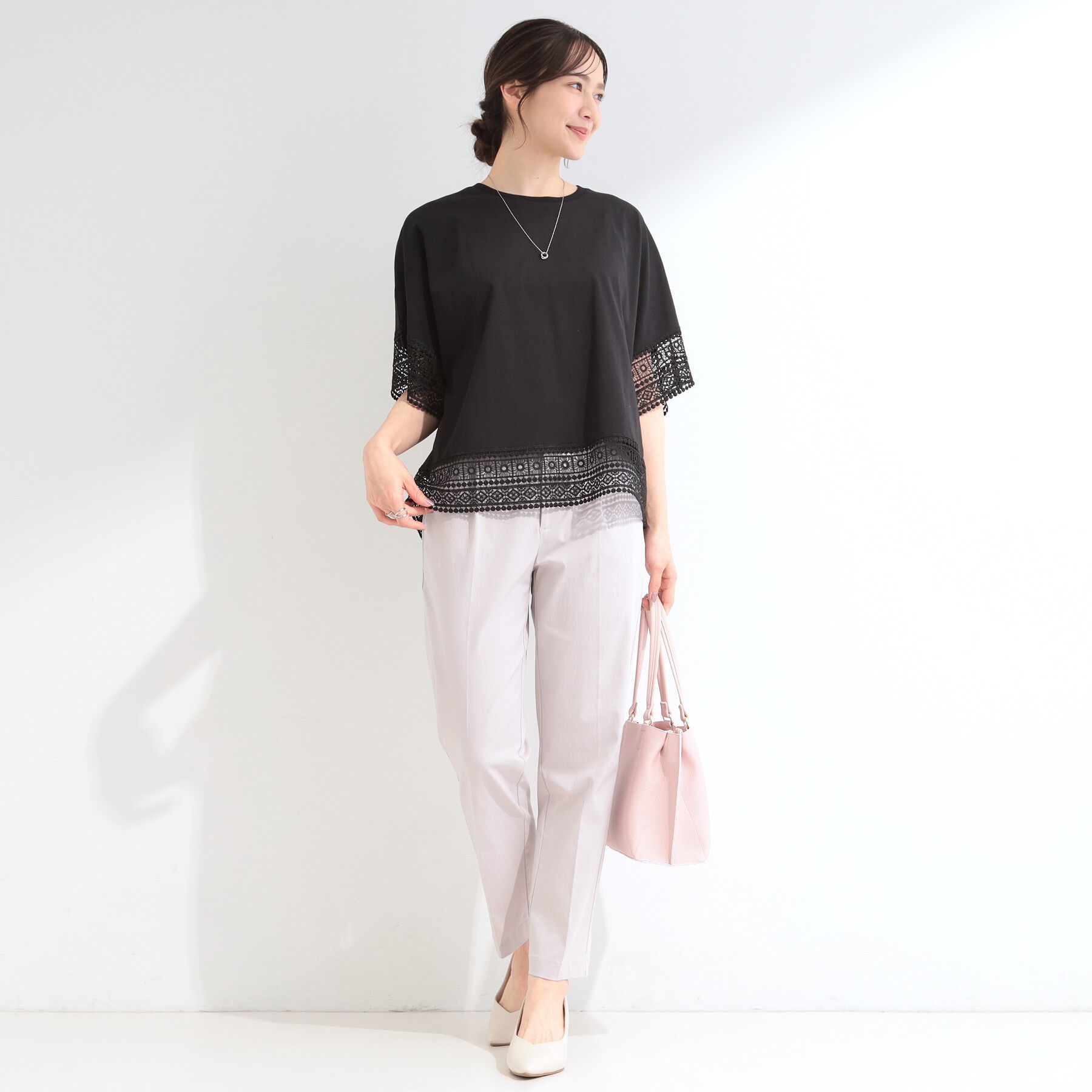 SHOO･LA･RUE「【洗濯機可/ひんやり/体型カバー/S-LL】レース使いがポイント デザインTシャツ」|Tシャツ・カットソー|