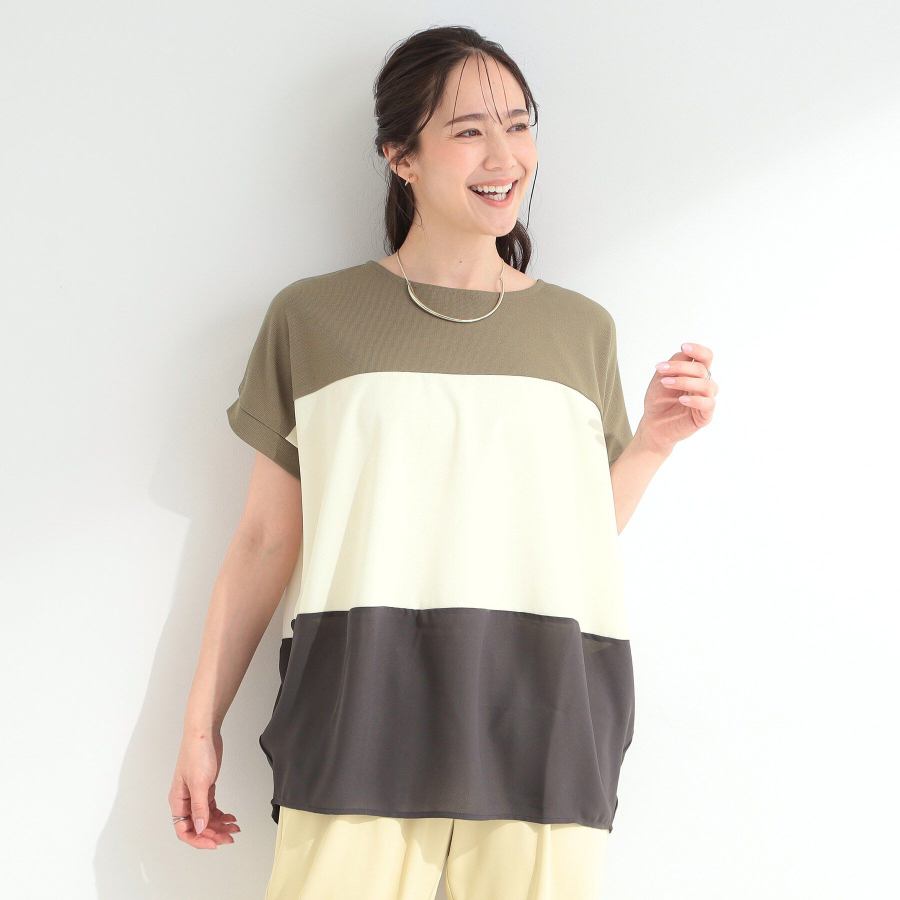 SHOO･LA･RUE「【S-LL/洗濯機可/体型カバー】インせず着られる 異素材ブロッキング ドルマンＴシャツ」|Tシャツ・カットソー|