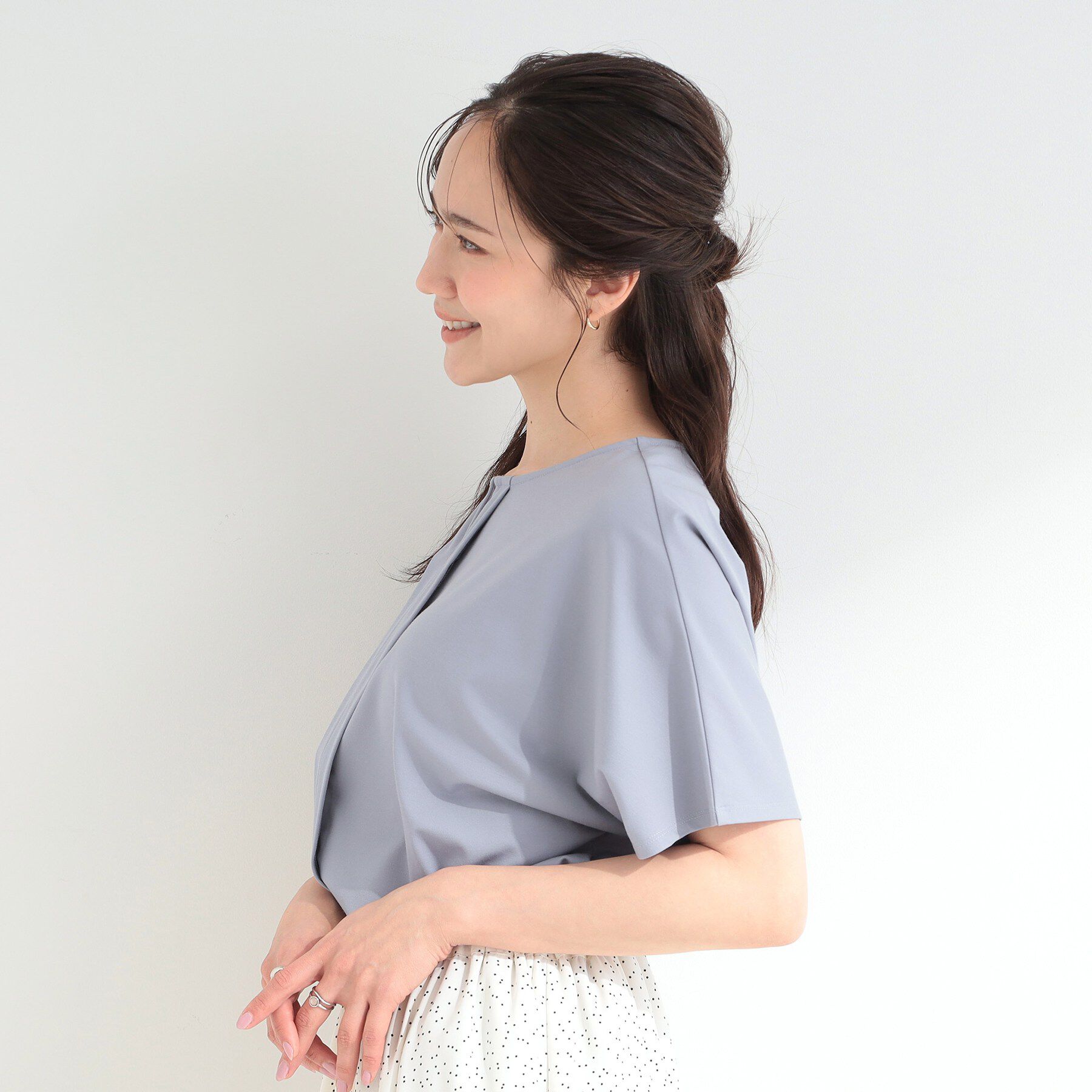 SHOO･LA･RUE「【ひんやり／UV／通勤】洗濯後しわになりにくい メタルポイントスキッパートップス」|シャツ・ブラウス|