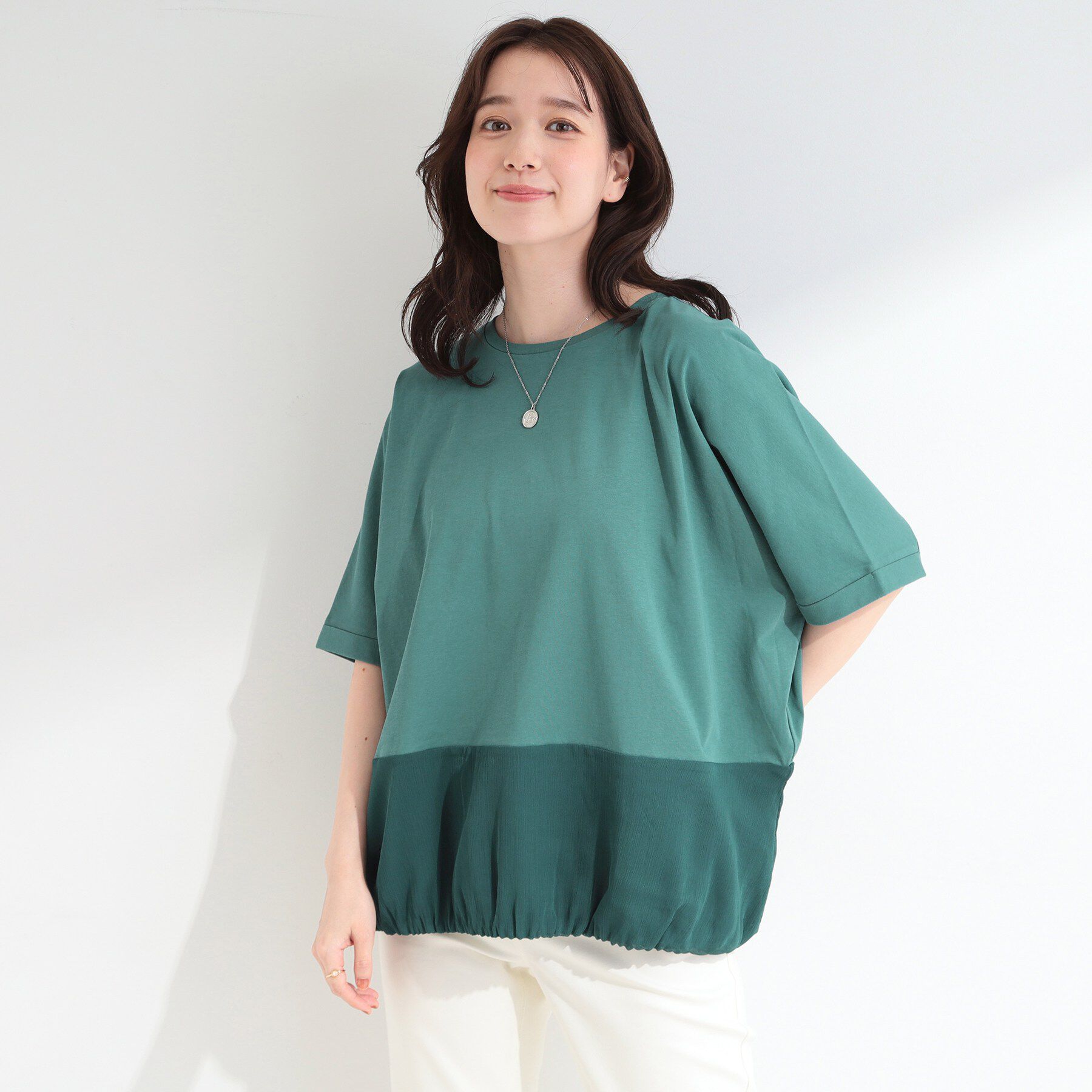 SHOO･LA･RUE「【洗濯機可/体型カバー】インせず着られる 裾配色 ゆったりバルーントップス」|Tシャツ・カットソー|