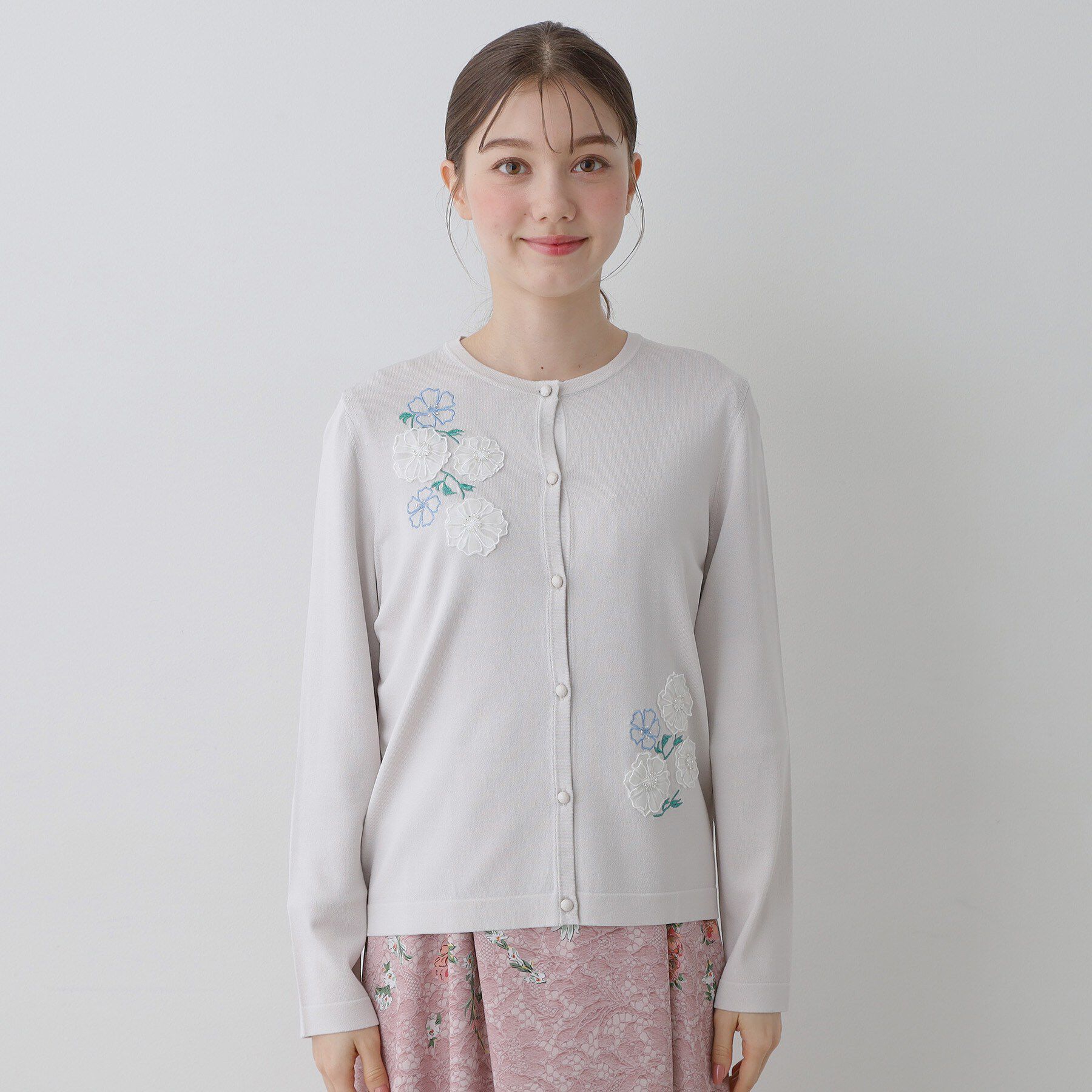 SunaUna「【SS～Lサイズ展開／フラワー刺繍】クラフトニットカーディガン」|カーディガン|