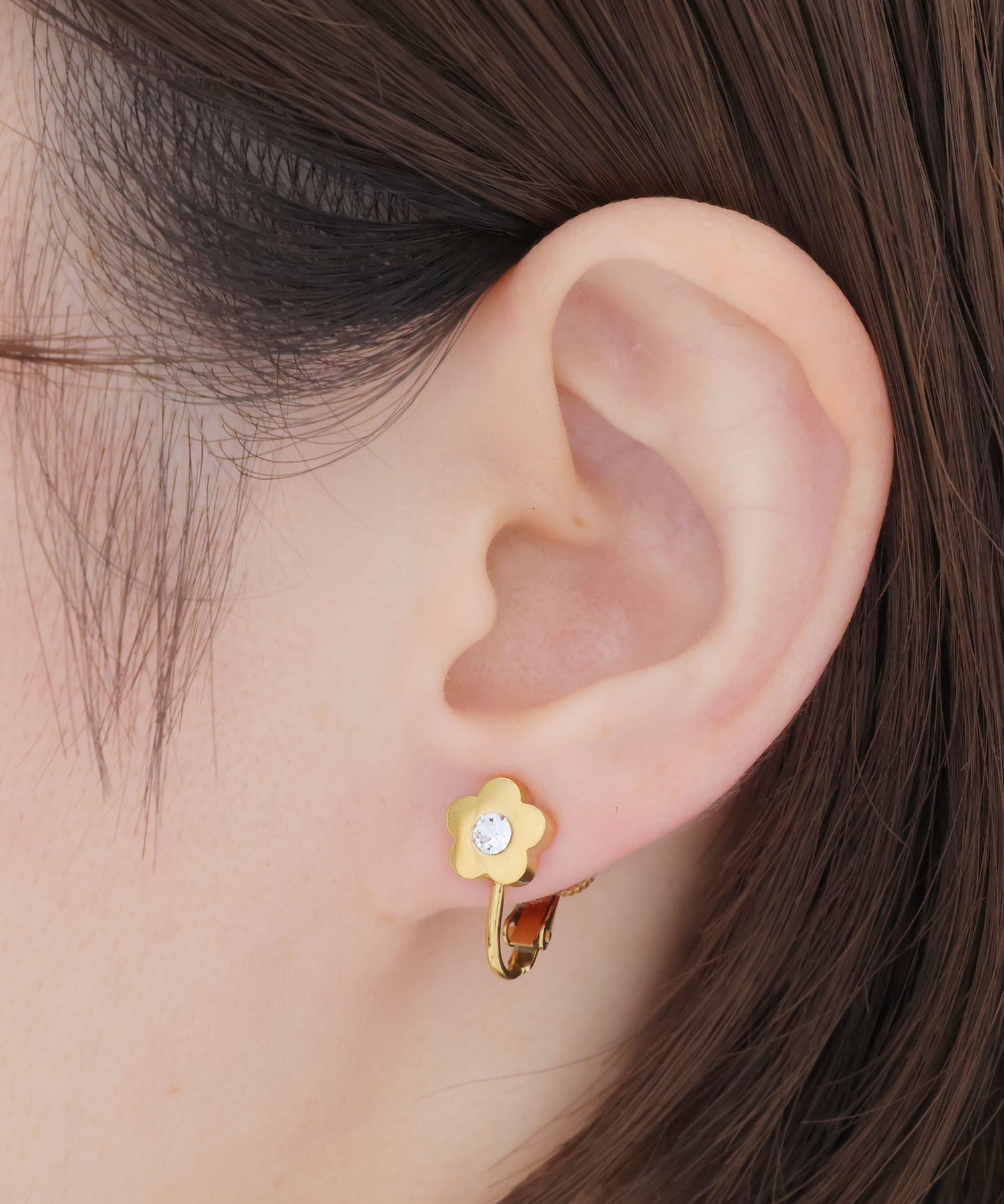 MARY QUANT「プチデイジーステンレス イヤリング」|イヤリング|ゴールド