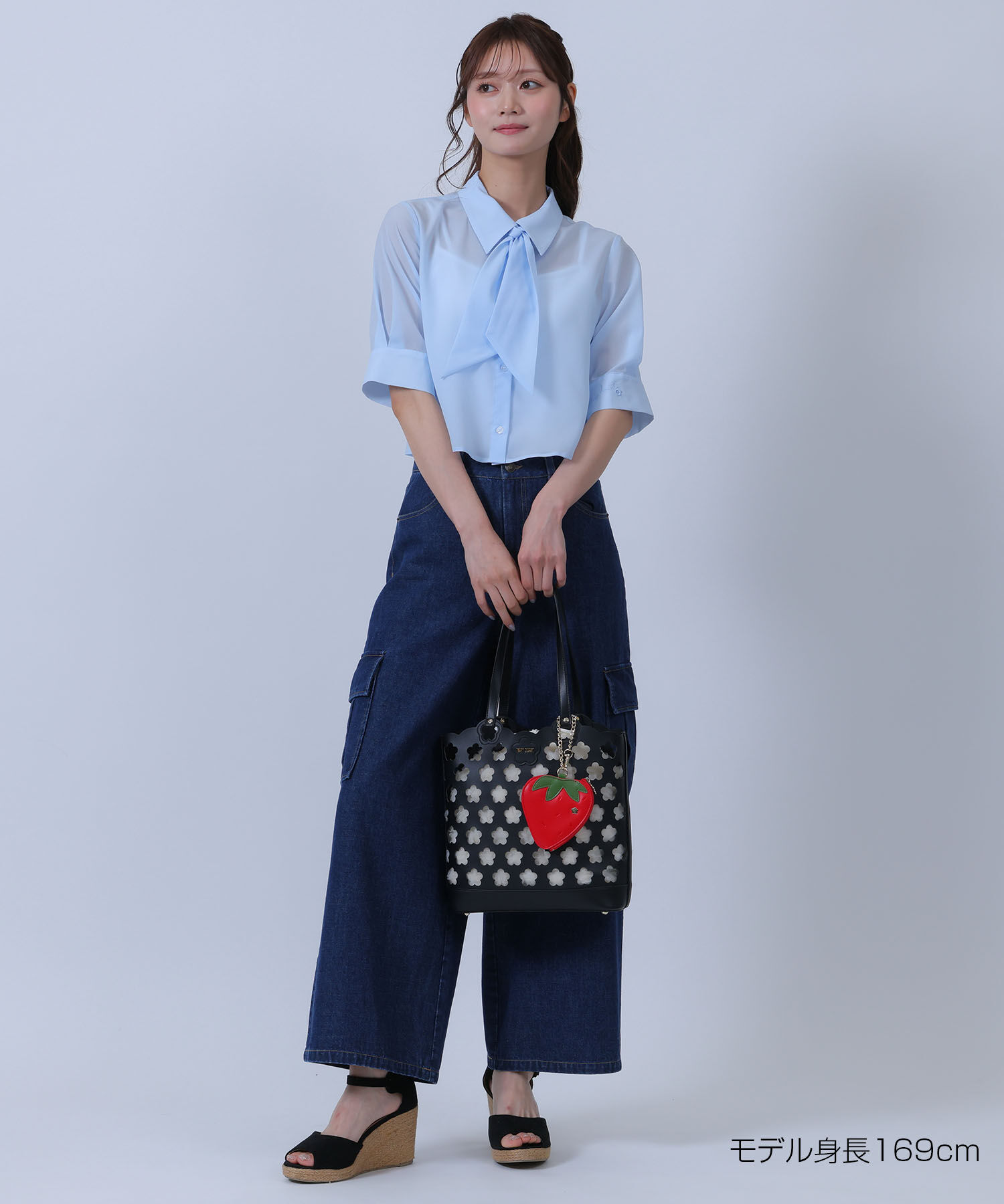 MARY QUANT「スカーフ付きクロップド ブラウス」|シャツ・ブラウス|