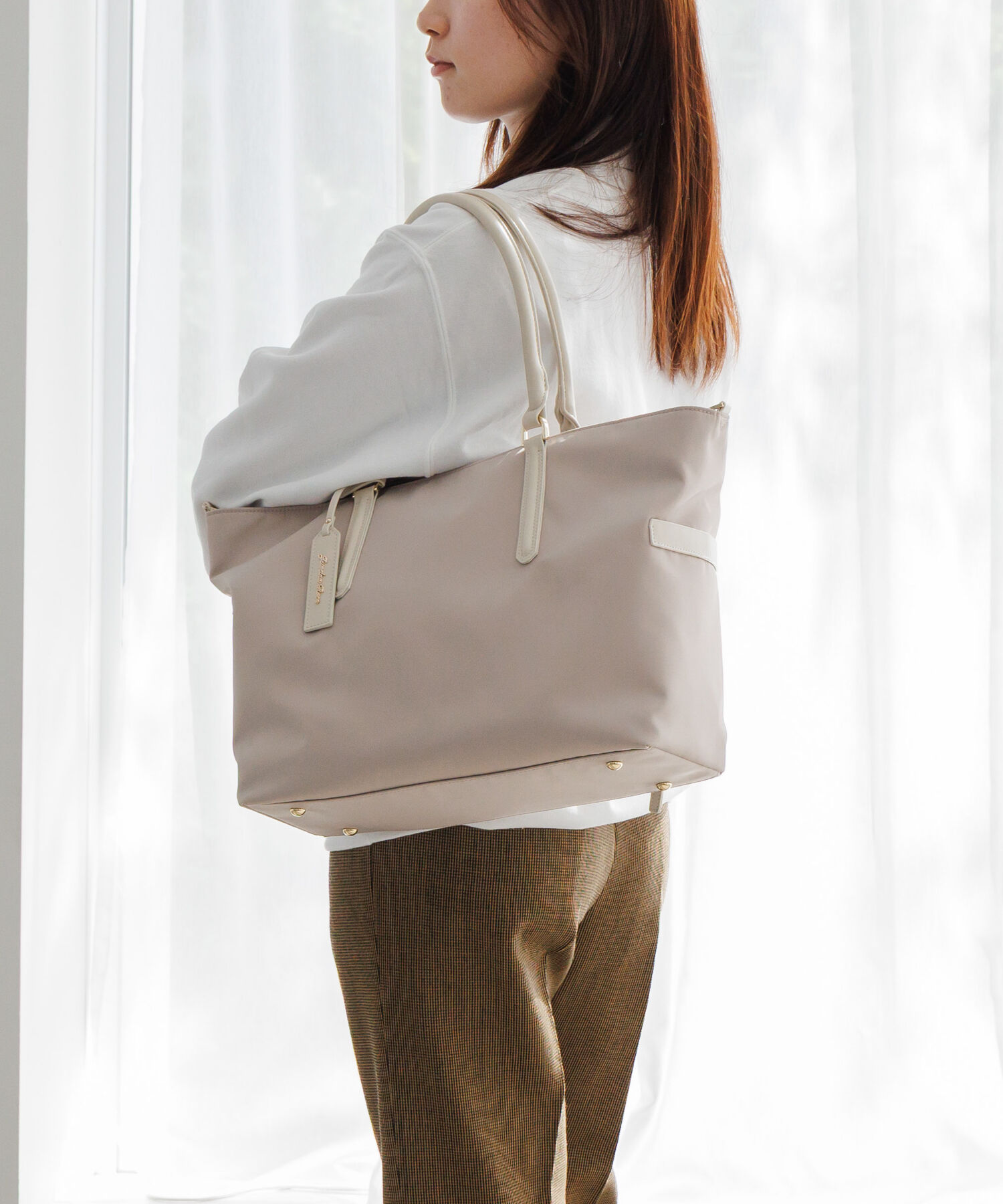 Jewelna Rose「Jewelna Rose グレタ ナイロントートバッグ A4 16251」|ショルダー・メッセンジャー|エクリュ