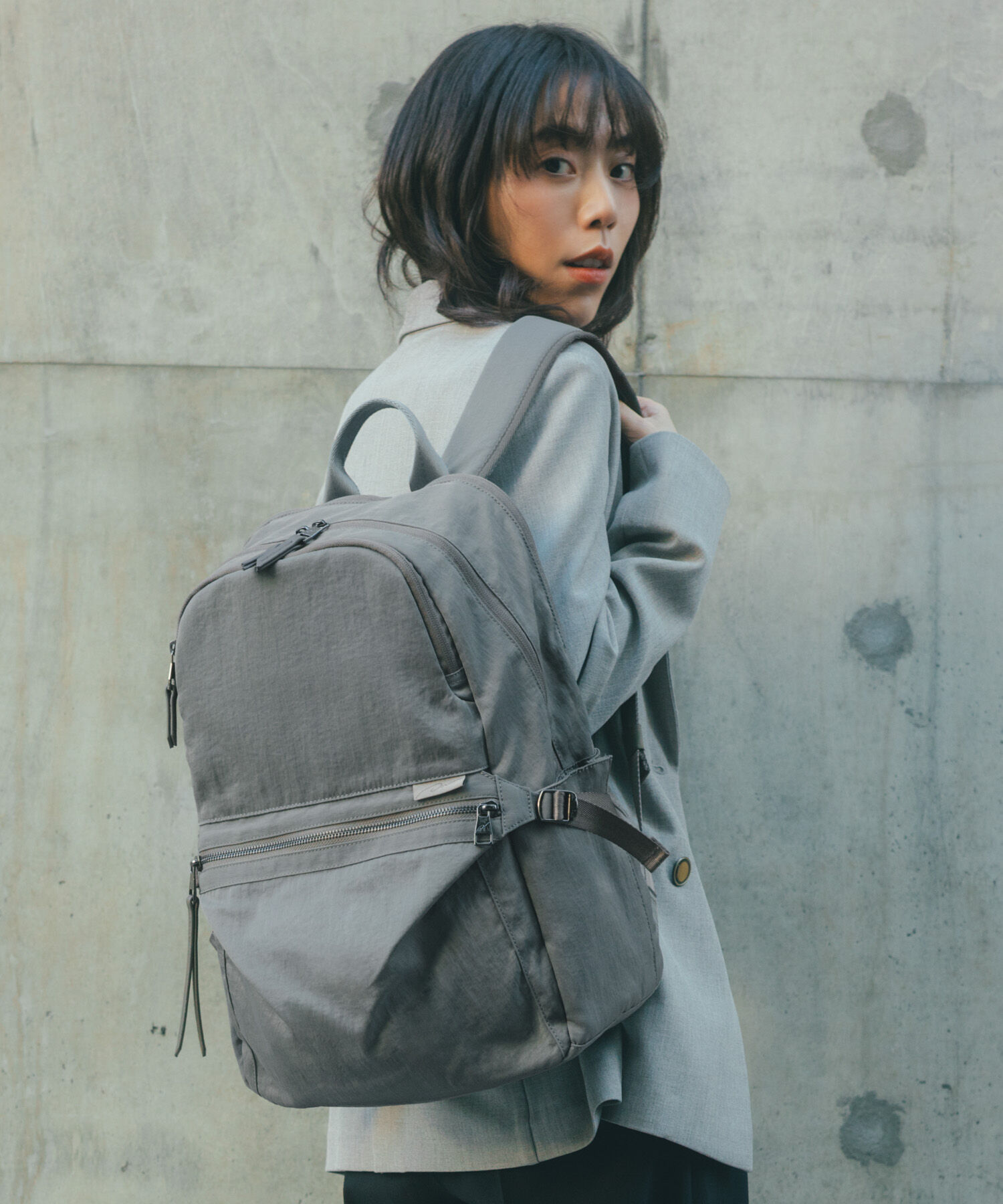 W&.Day/Night「W&.Day/Night ダブルアンドデイナイト キルッコ リュックサック A4サイズ 14.0インチPC収納 19145 バッグ」|リュック|ウォームグレー