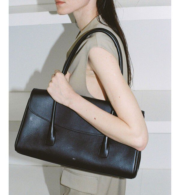 ADAM ET ROPE'「【PFT】Flap P Tote Bag」|トートバッグ|ブラック(01)