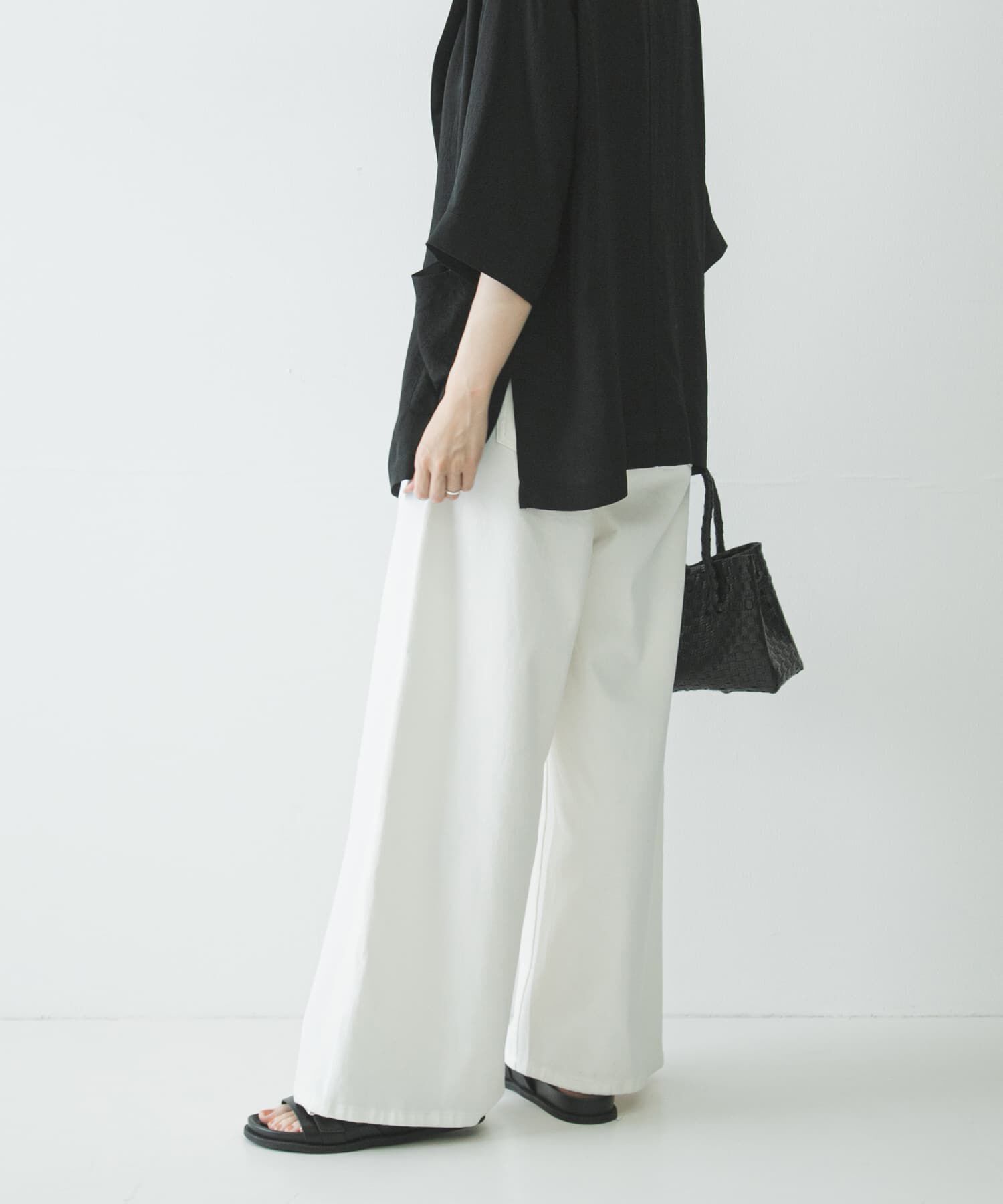 URBAN RESEARCH「『3サイズ展開』綿麻デニムイージーパンツ」|デニム|