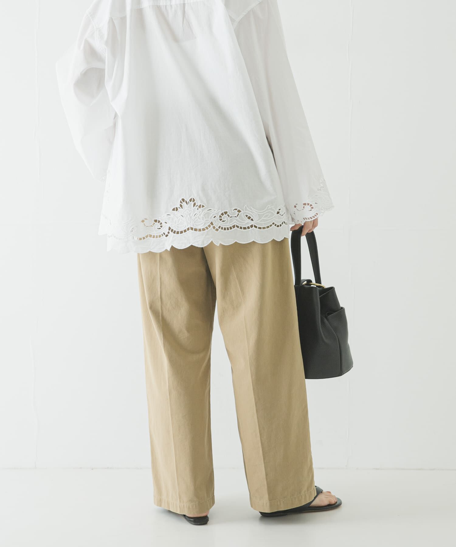 URBAN RESEARCH「『3サイズ展開』ベルト付きタックワイドチノパンツ」|その他|