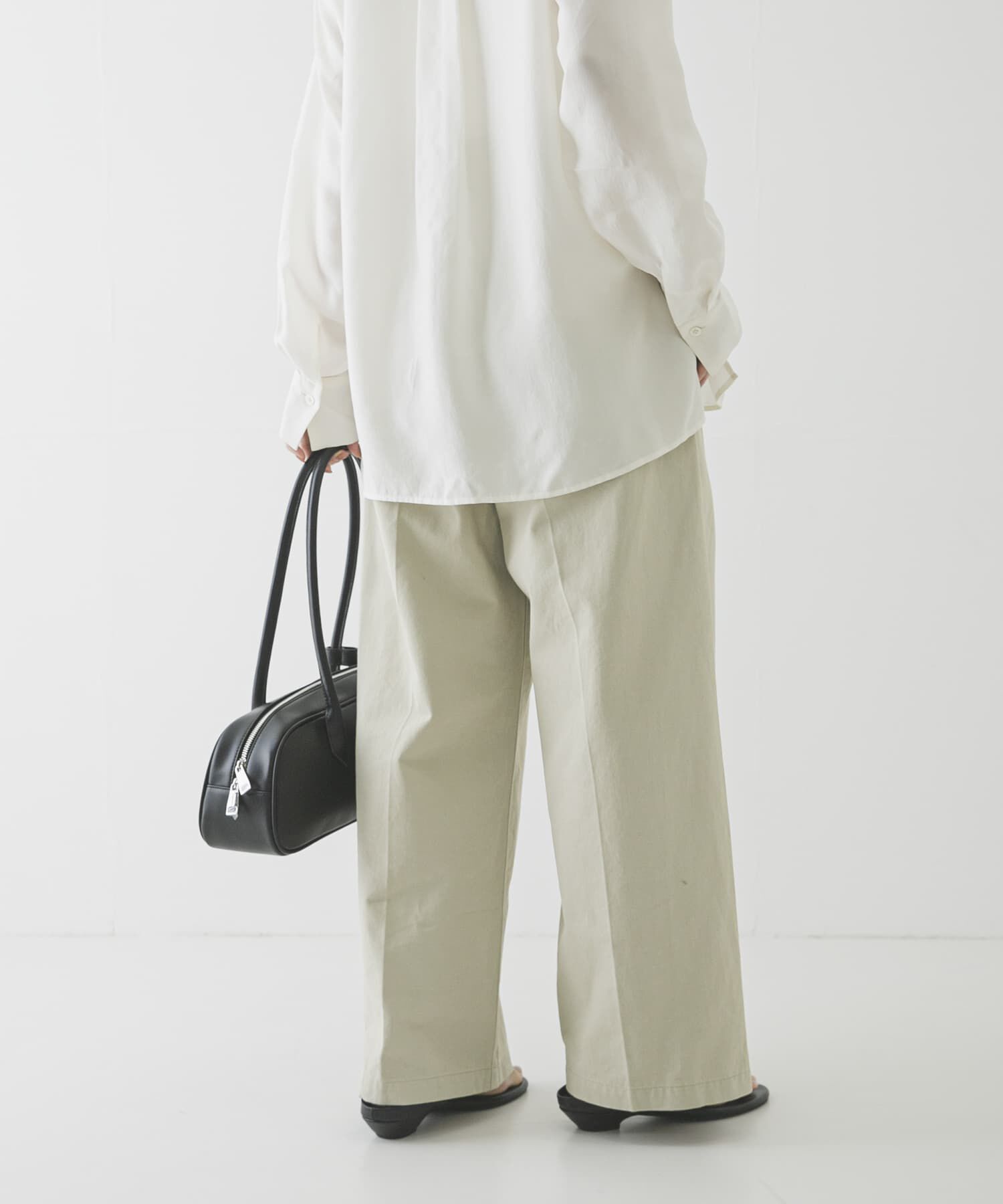 URBAN RESEARCH「『3サイズ展開』ベルト付きタックワイドチノパンツ」|その他|