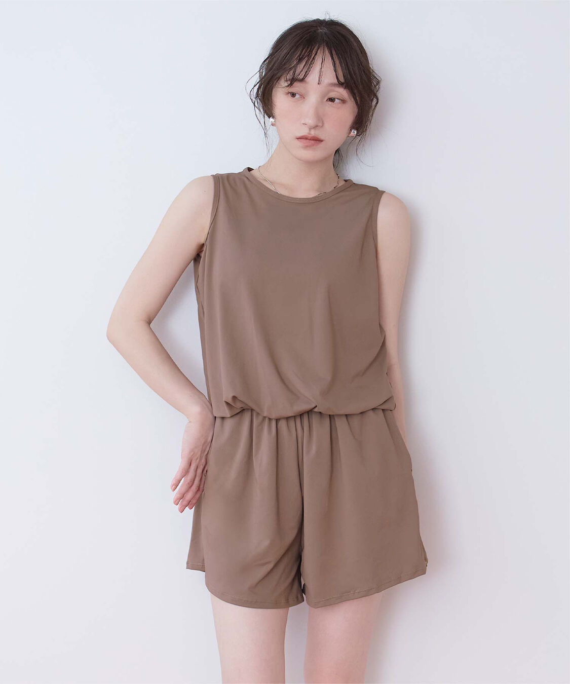 SEA DRESS「ﾊﾞｯｸﾘﾎﾞﾝﾉｰｽﾘｰﾌﾞｵｰﾙｲﾝﾜﾝ/水着」|コンビネゾン|モカ