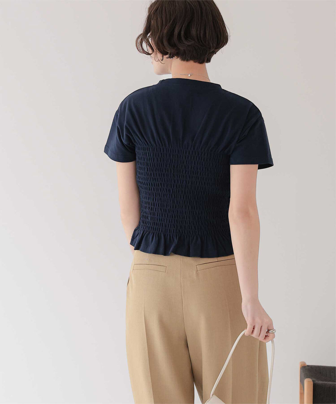 titivate「シャーリングロゴプリントTシャツ」|Tシャツ・カットソー|