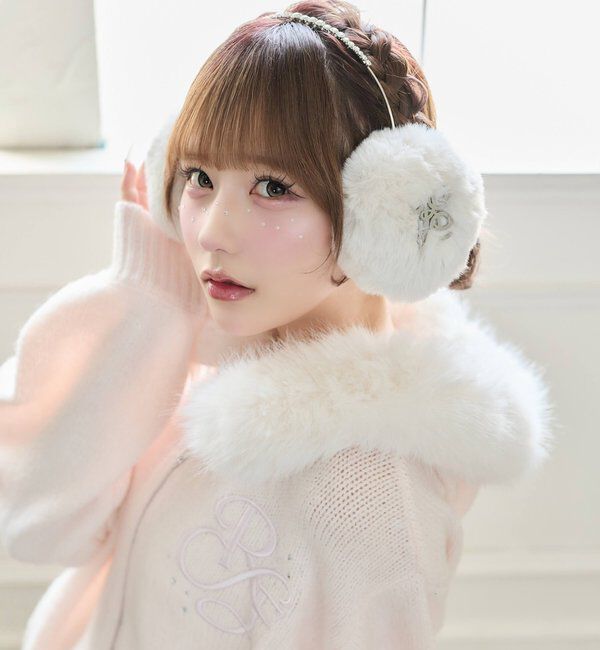  「【Premium order】ビジュー付きフェイクファーイヤーマフ」|その他|