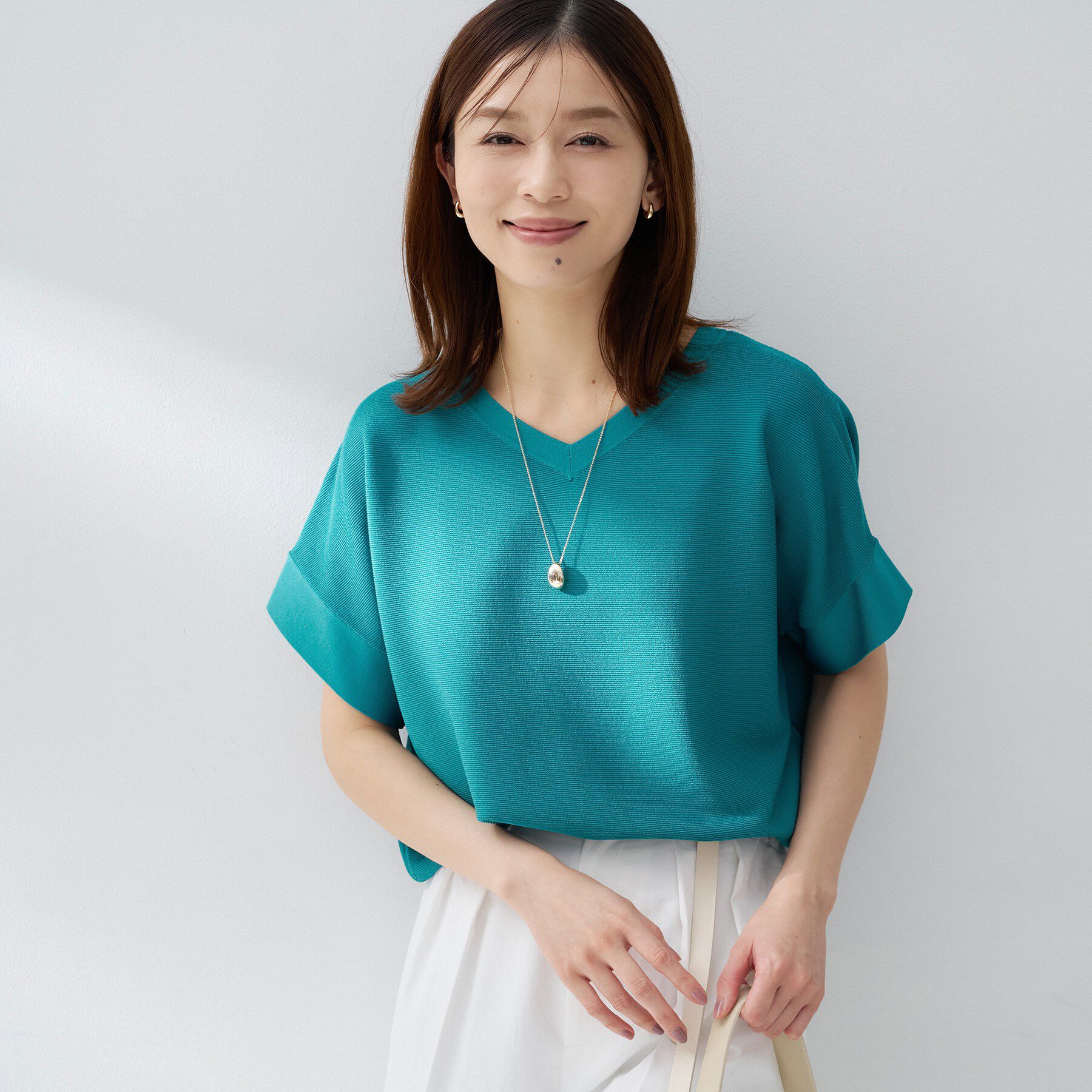 UNTITLED「【11色展開/体型カバー】前後2WAYフレンチスリーブニット」|ニット・セーター|