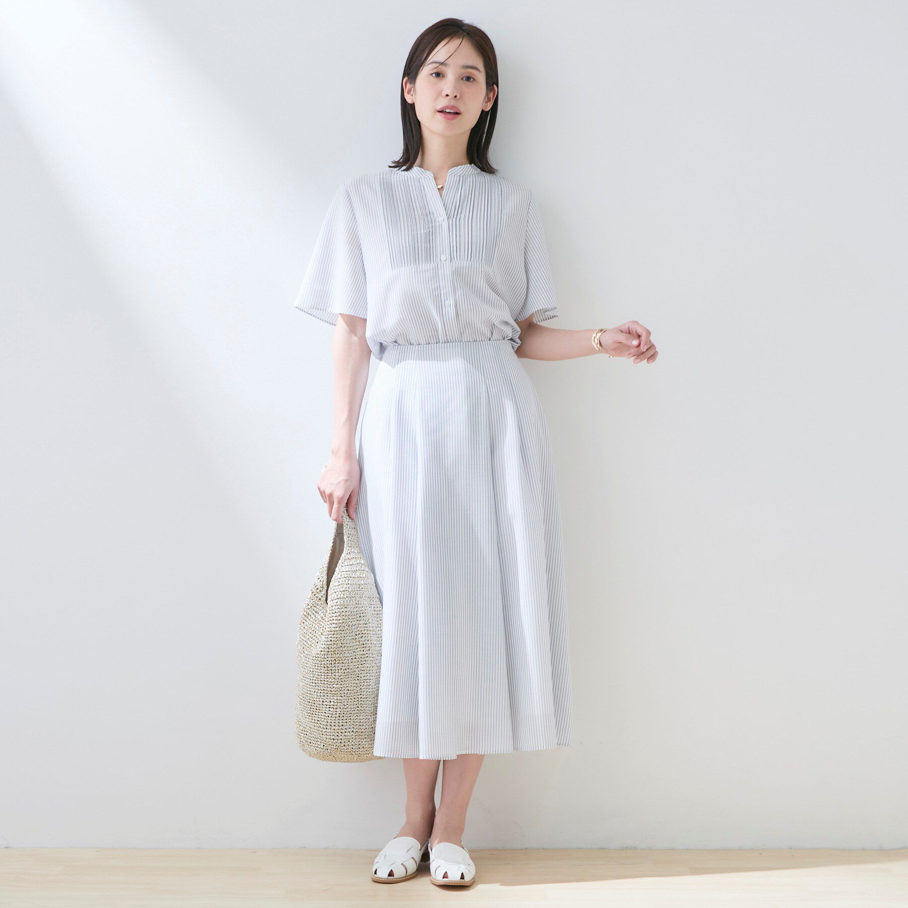 INDIVI「【接触冷感/洗える】シアーシャンブレーピンタックブラウス」|シャツ・ブラウス|