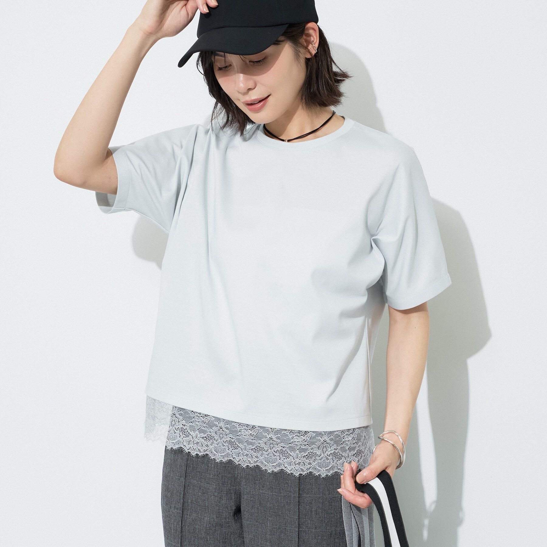 INDIVI「【汗ジミ防止／接触冷感】裾レースドルマンTシャツ」|Tシャツ・カットソー|ミントグリーン(02
